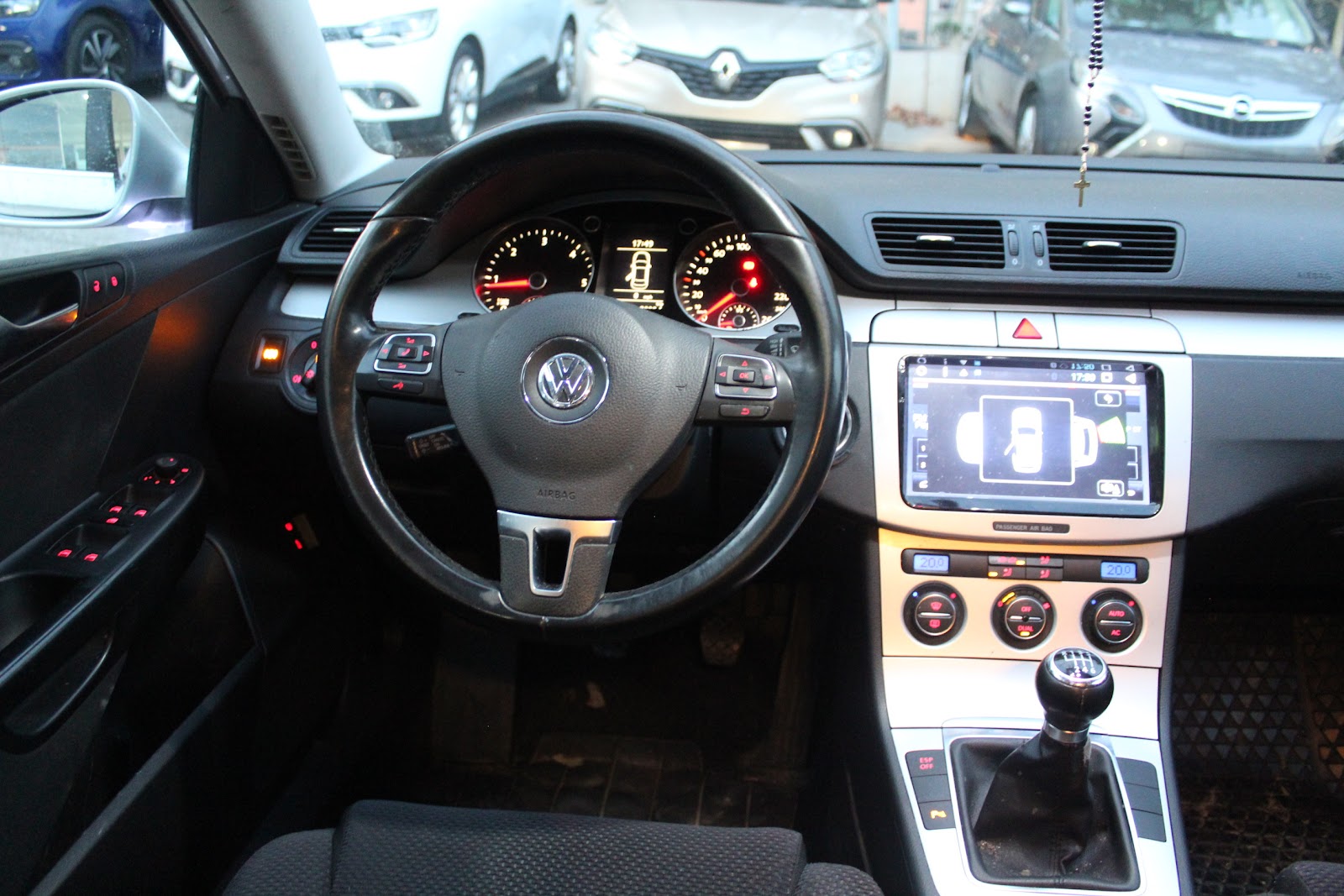 Foto 10 de VOLKSWAGEN PASSAT 2010 en venta en CSV Motor VALDEFUENTES