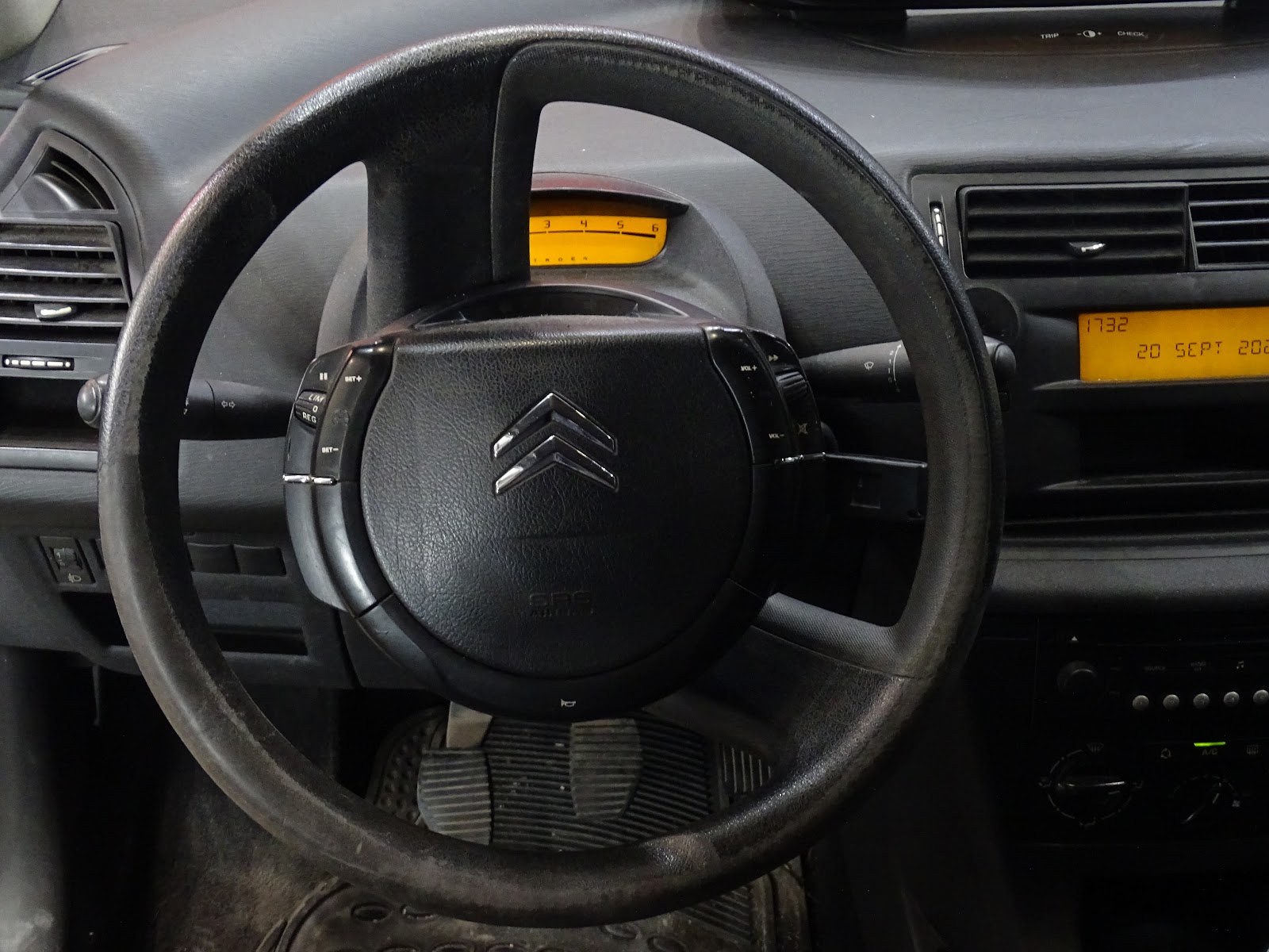 Foto 11 de CITROEN C4 2023 en venta en CSV Motor VALDEFUENTES
