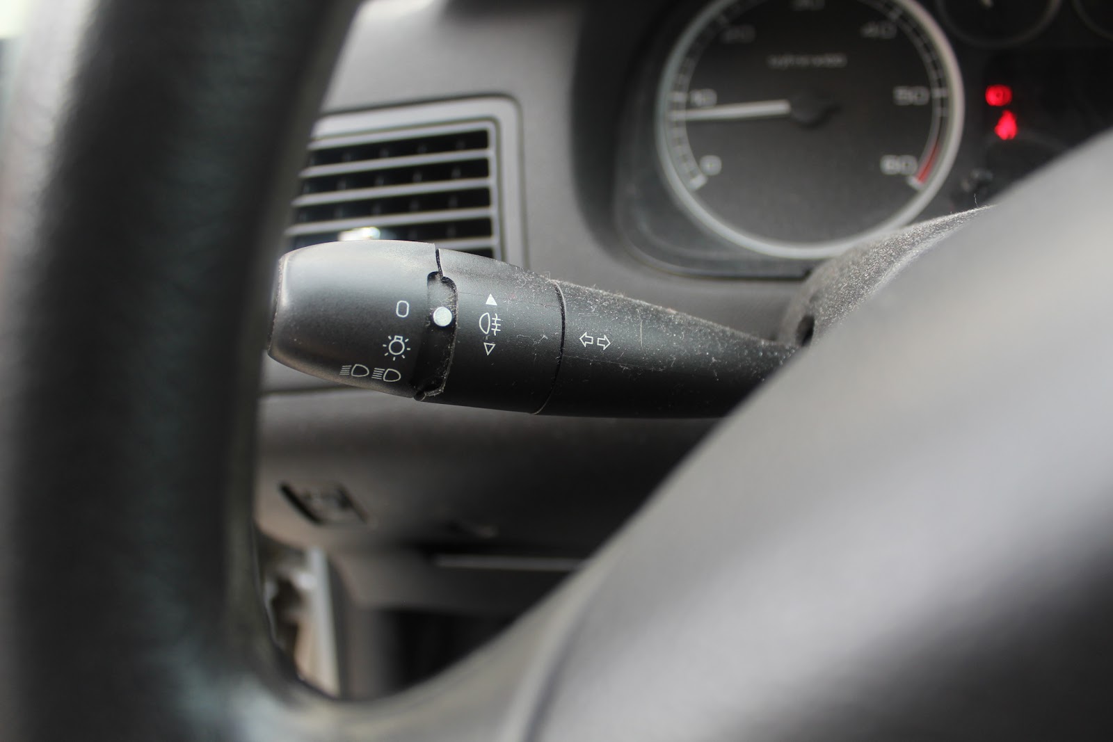 Foto 11 de PEUGEOT 307 0001 en venta en CSV Motor VALDEFUENTES