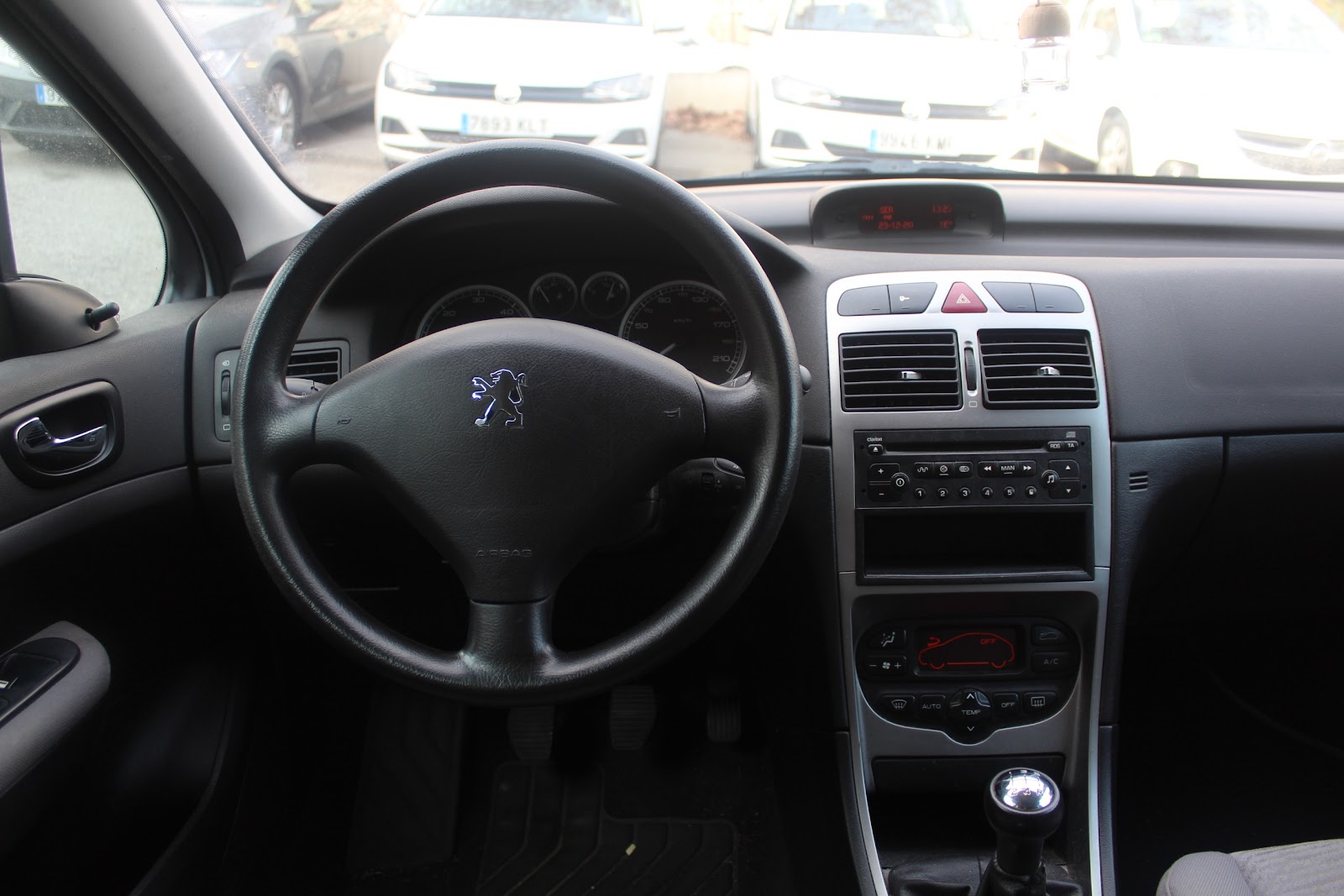 Foto 10 de PEUGEOT 307 0001 en venta en CSV Motor VALDEFUENTES