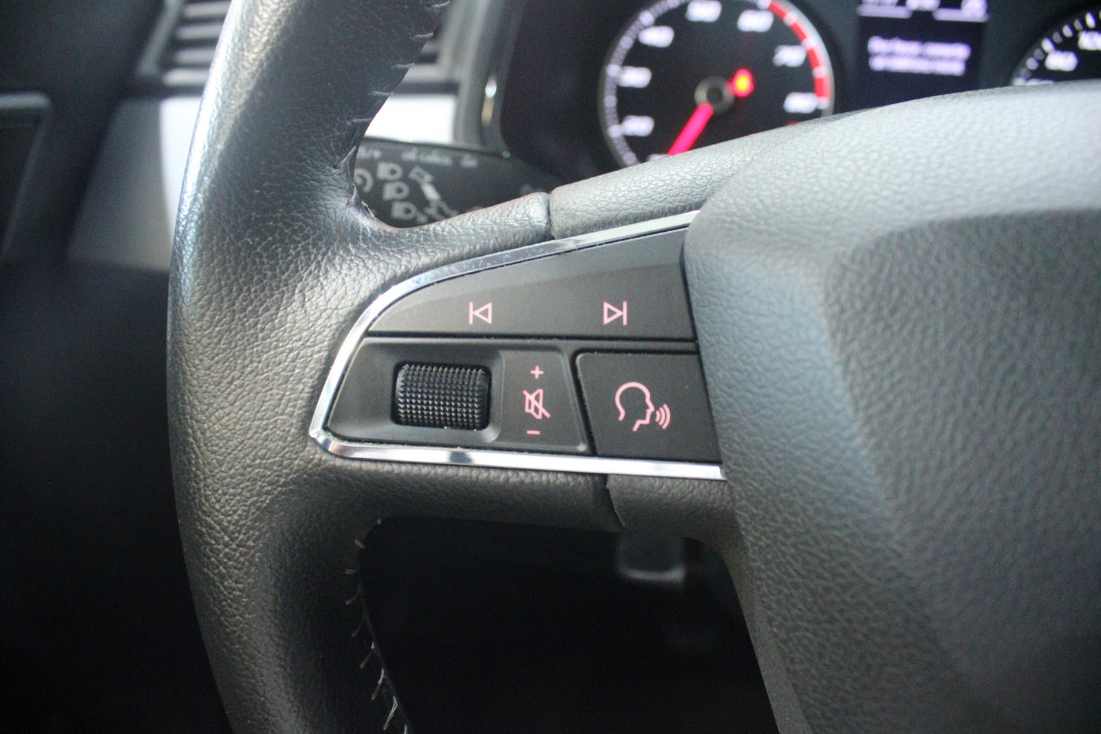 Foto 11 de SEAT ARONA 2021 en venta en CSV Motor VALDEFUENTES