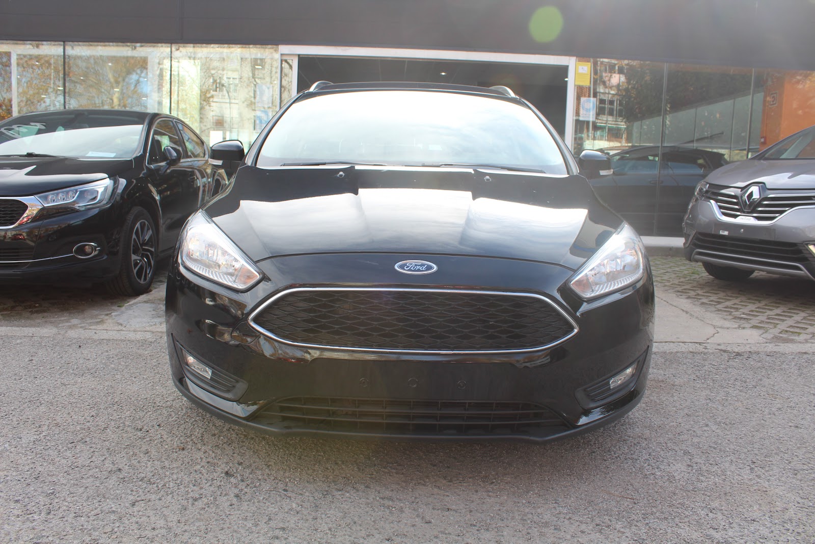 Foto 3 de FORD FOCUS 2018 en venta en CSV Motor VALDEFUENTES