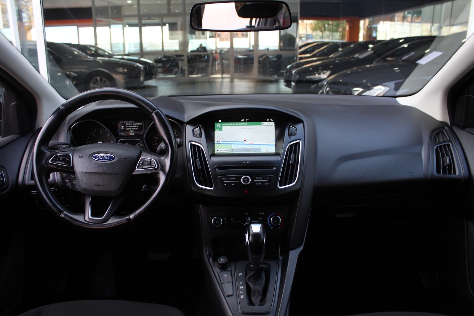 Foto 10 de FORD FOCUS 2018 en venta en CSV Motor VALDEFUENTES