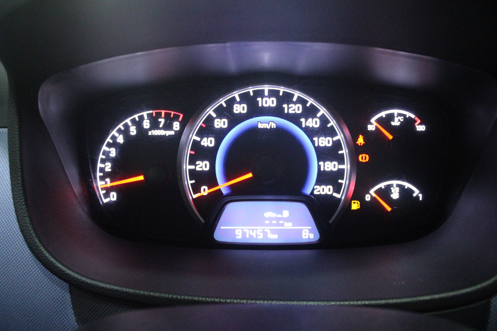 Foto 11 de HYUNDAI I10 2019 en venta en CSV Motor
