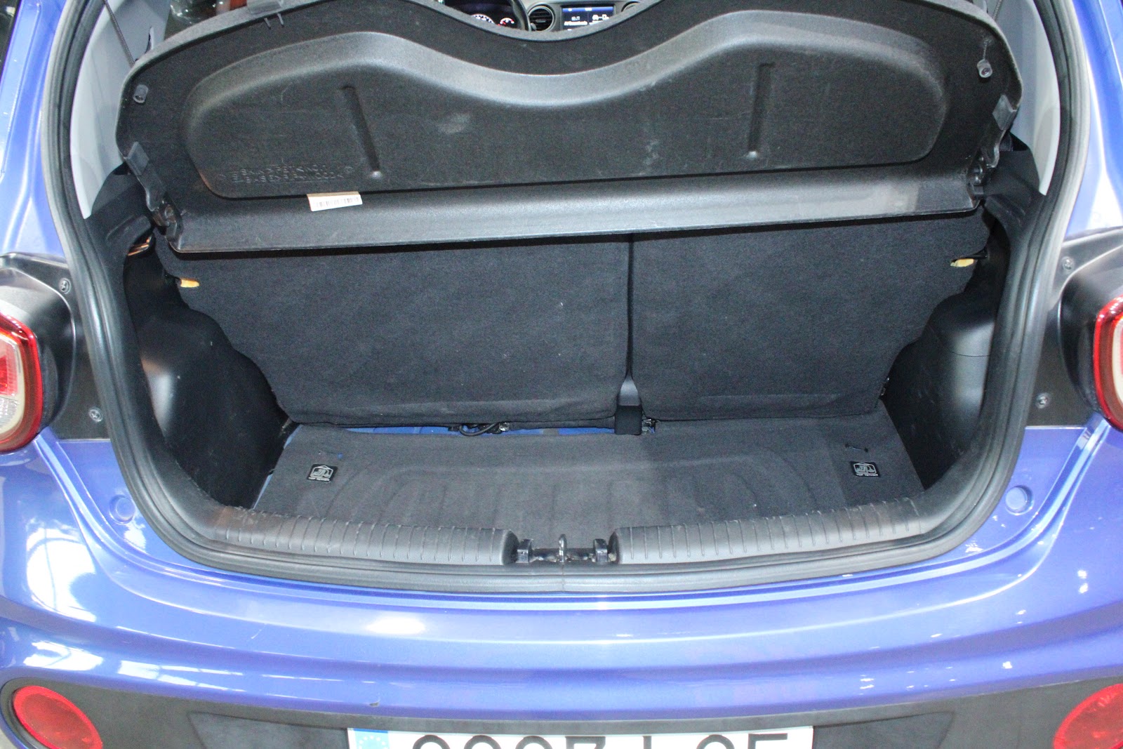 Foto 8 de HYUNDAI I10 2019 en venta en CSV Motor