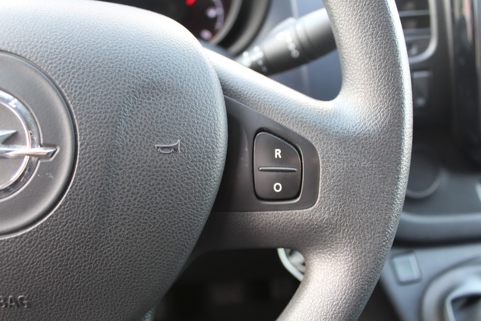 Foto 11 de OPEL VIVARO 2018 en venta en CSV Motor VALDEFUENTES