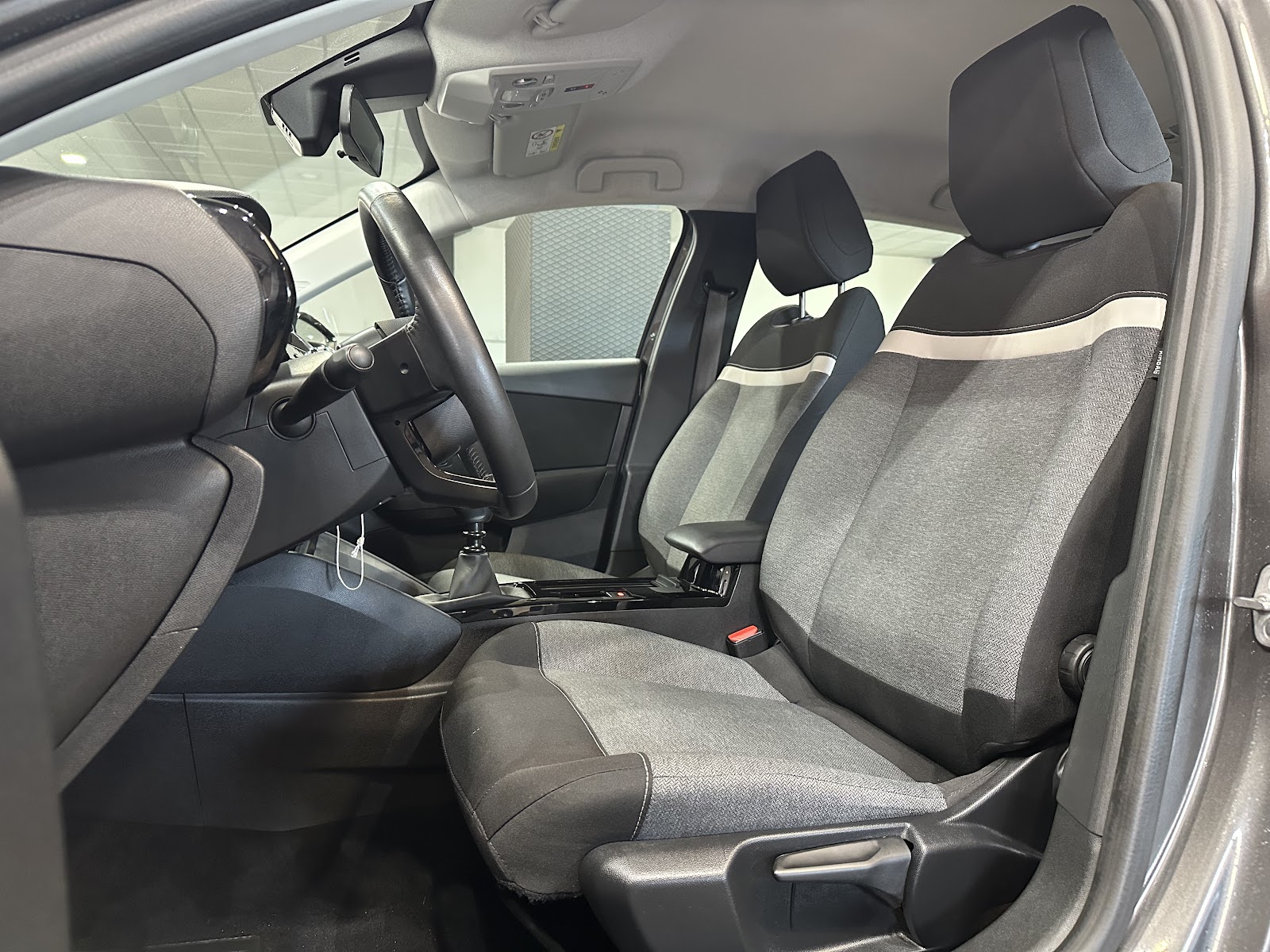 Foto 10 de CITROEN C4 2024 en venta en CSV Motor VALDEFUENTES