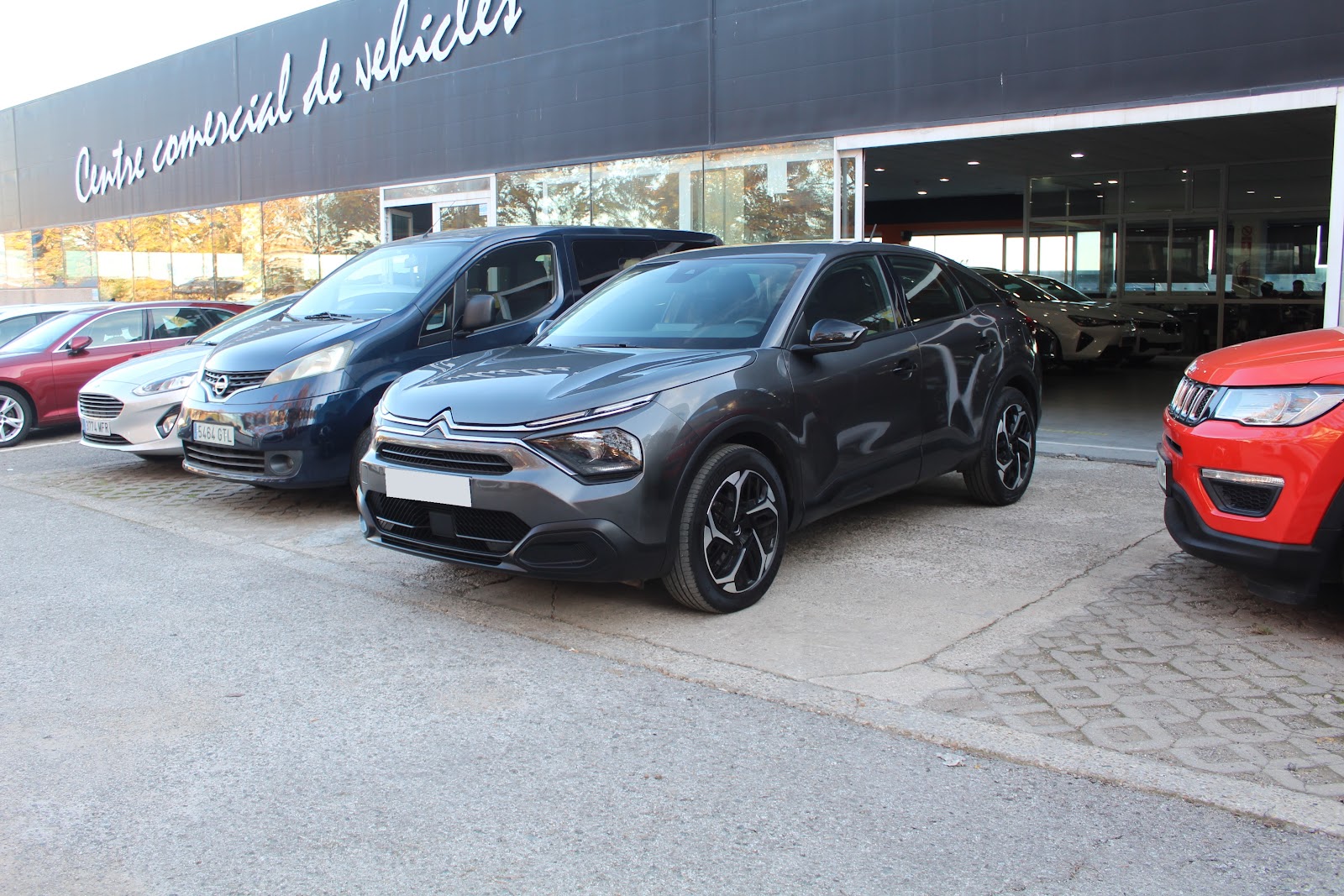 Foto 4 de Citroën C4 2024 en venta en CSV Motor VALDEFUENTES · color Gris Metalizado