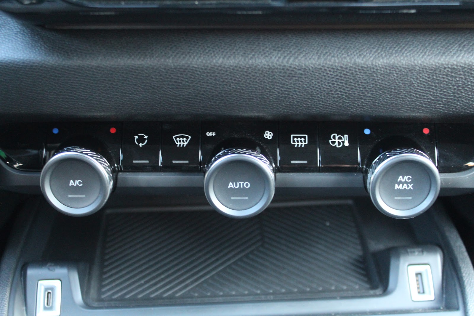 Foto 18 de CITROEN C4 2024 en venta en CSV Motor VALDEFUENTES