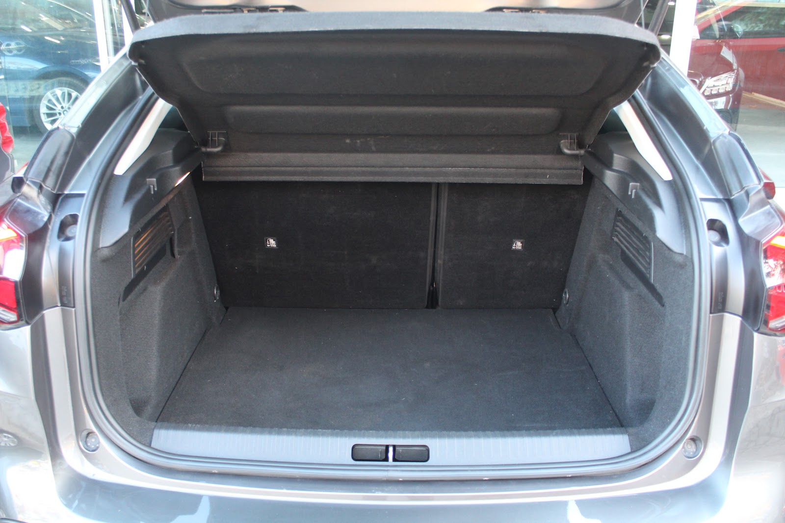 Foto 20 de CITROEN C4 2024 en venta en CSV Motor VALDEFUENTES