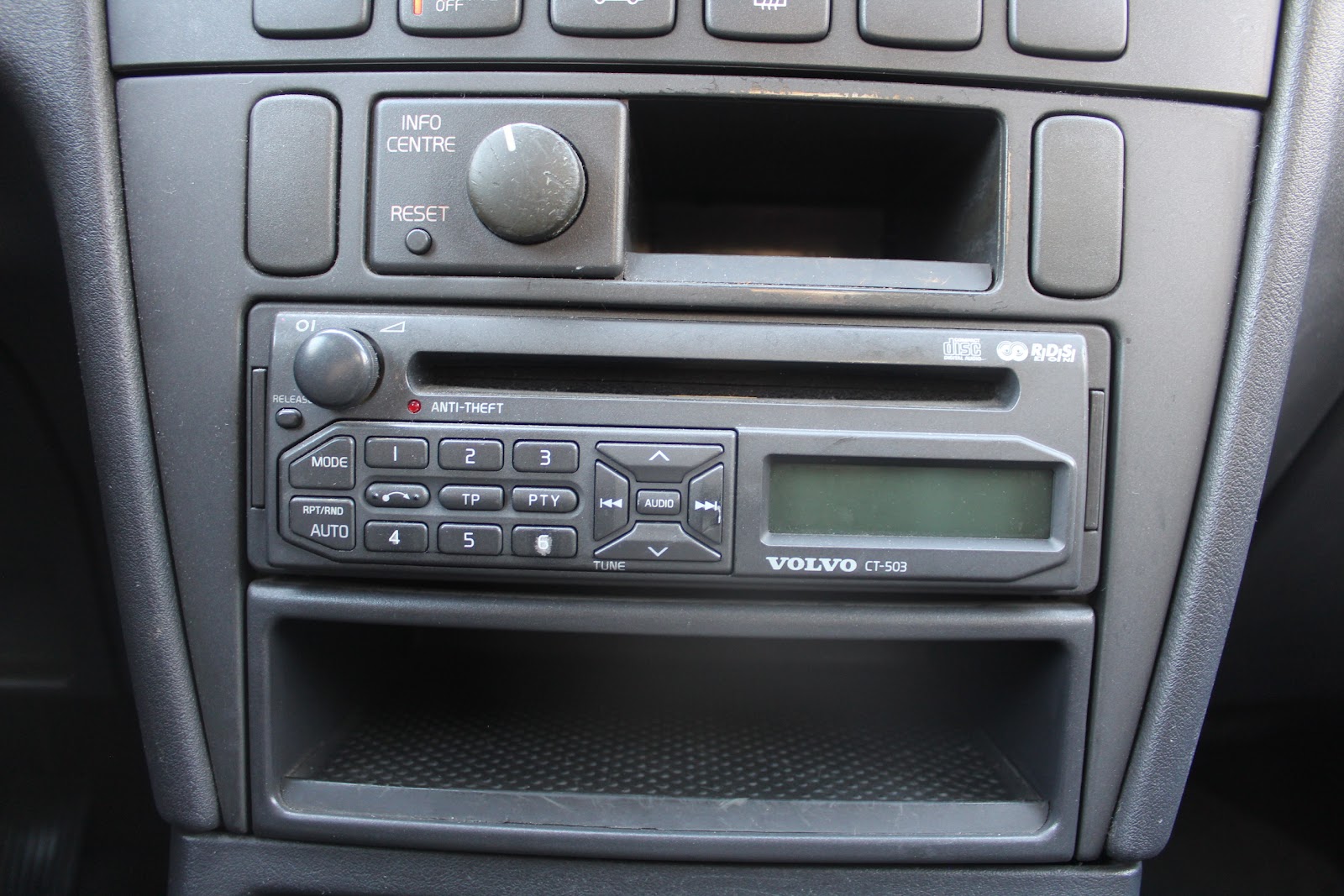 Foto 13 de VOLVO S40 2001 en venta en CSV Motor VALDEFUENTES