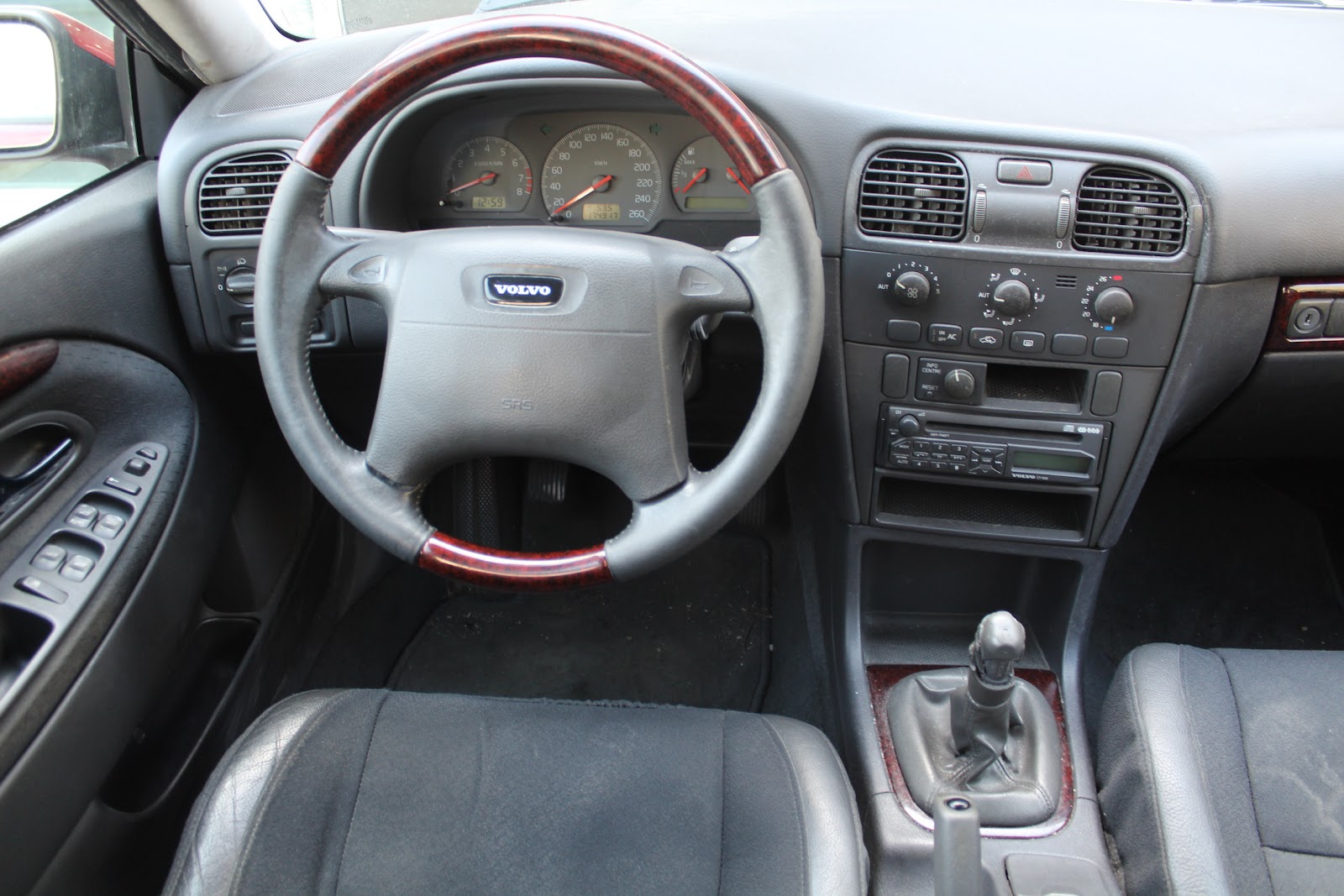 Foto 9 de VOLVO S40 2001 en venta en CSV Motor VALDEFUENTES