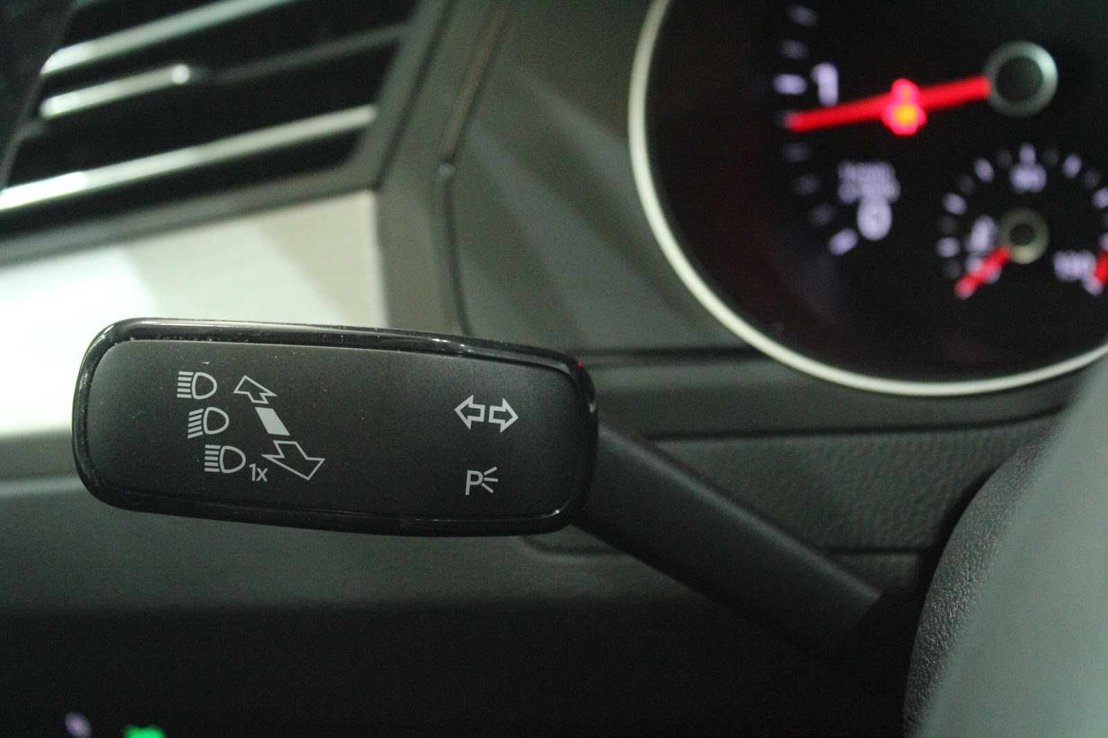 Foto 14 de VOLKSWAGEN PASSAT 2019 en venta en CSV Motor