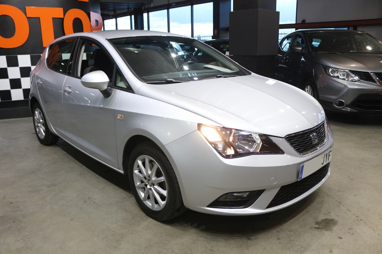 Foto 4 de SEAT IBIZA 2017 en venta en CSV Motor VALDEFUENTES