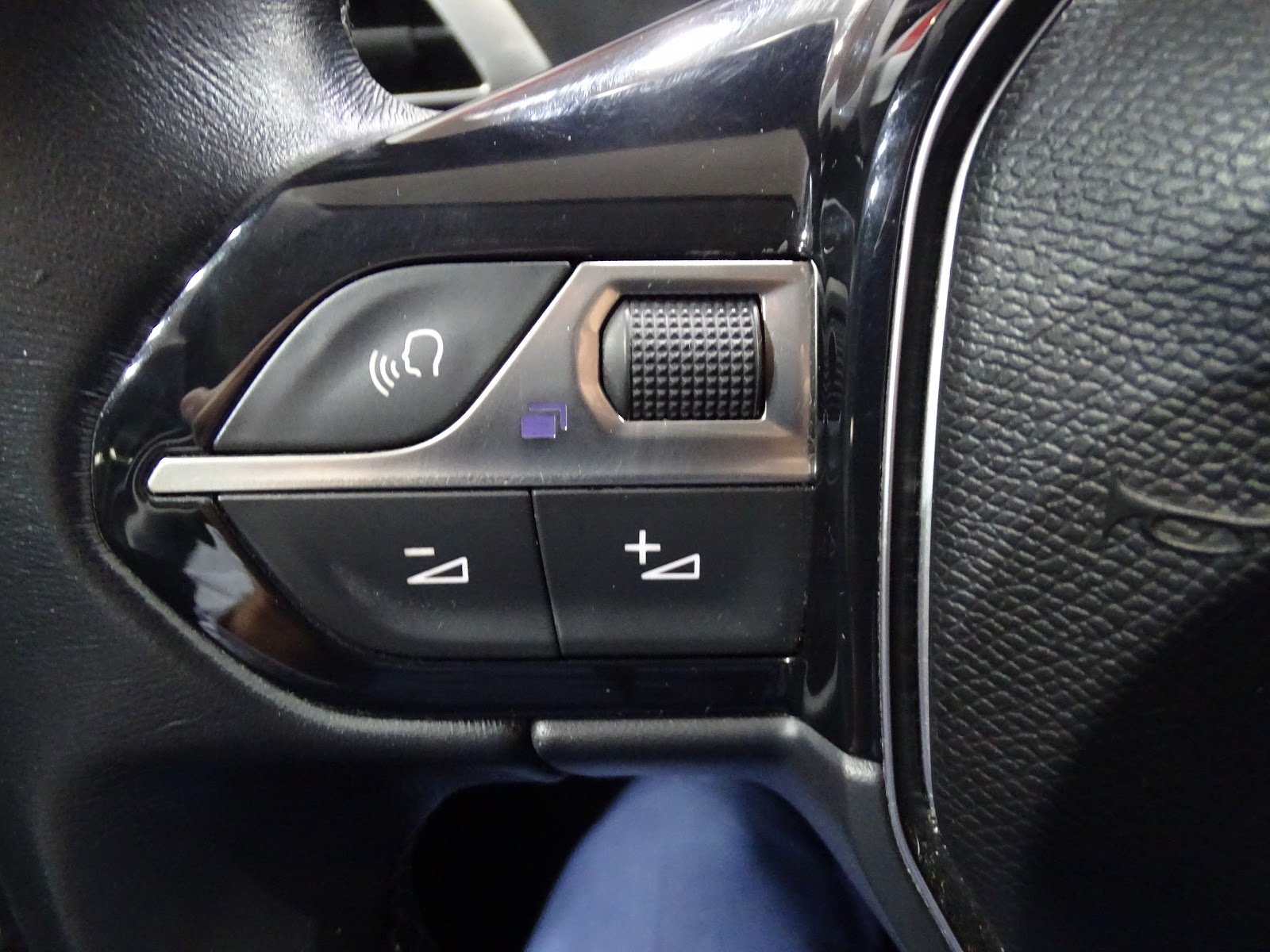 Foto 13 de PEUGEOT 3008 2018 en venta en CSV Motor