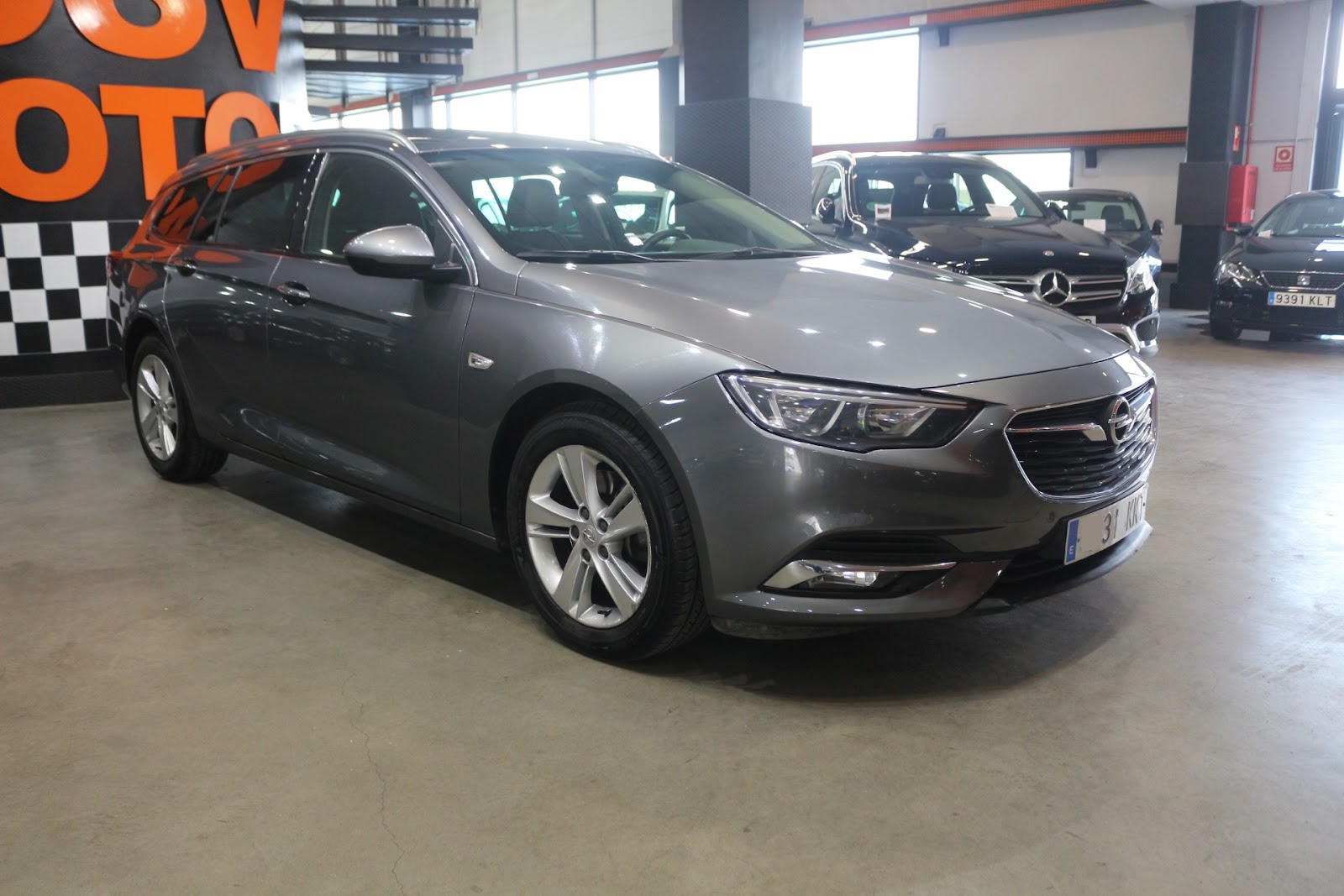Foto 3 de OPEL INSIGNIA 2018 en venta en CSV Motor VALDEFUENTES