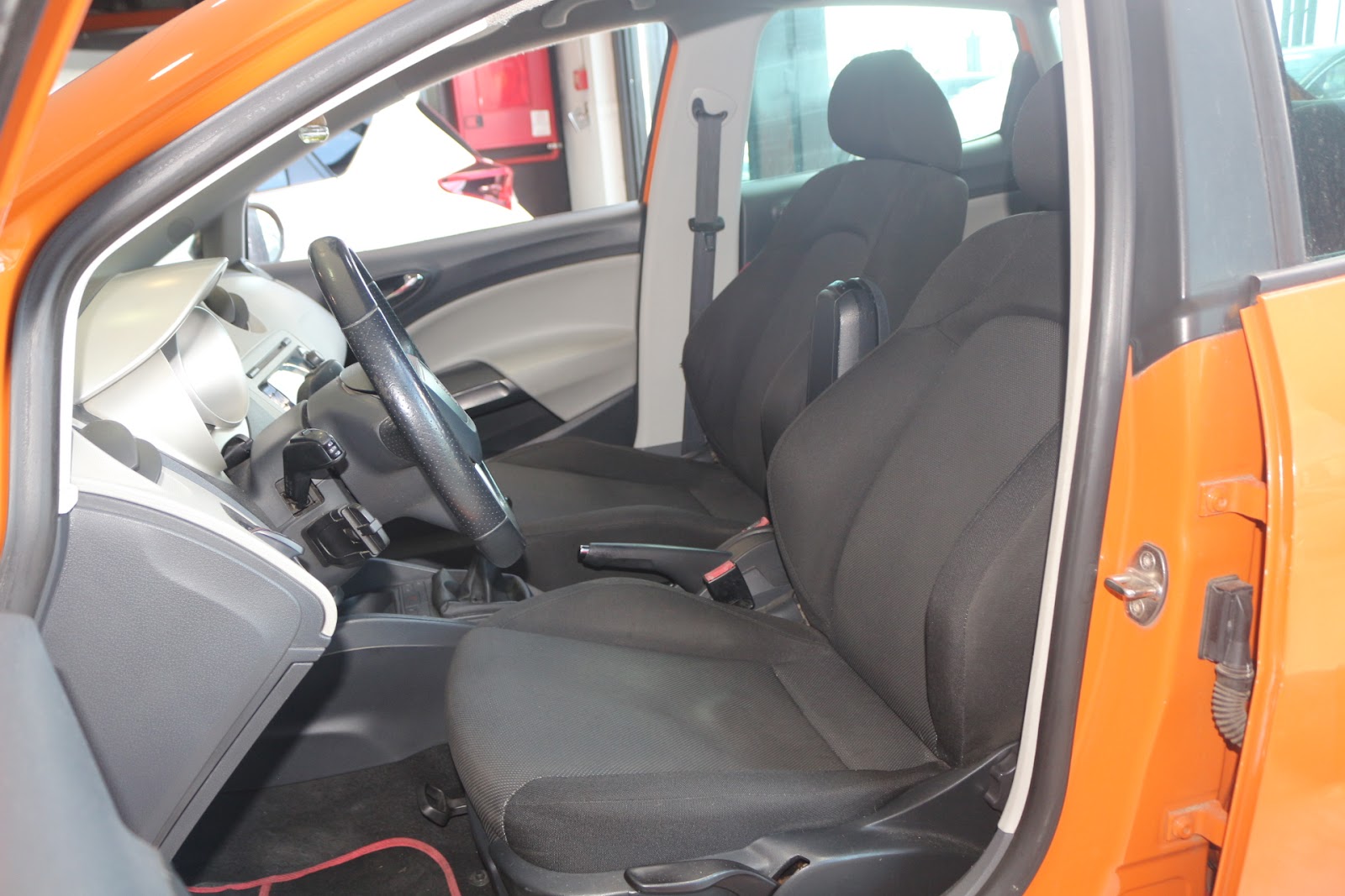 Foto 5 de SEAT IBIZA 2018 en venta en CSV Motor VALDEFUENTES