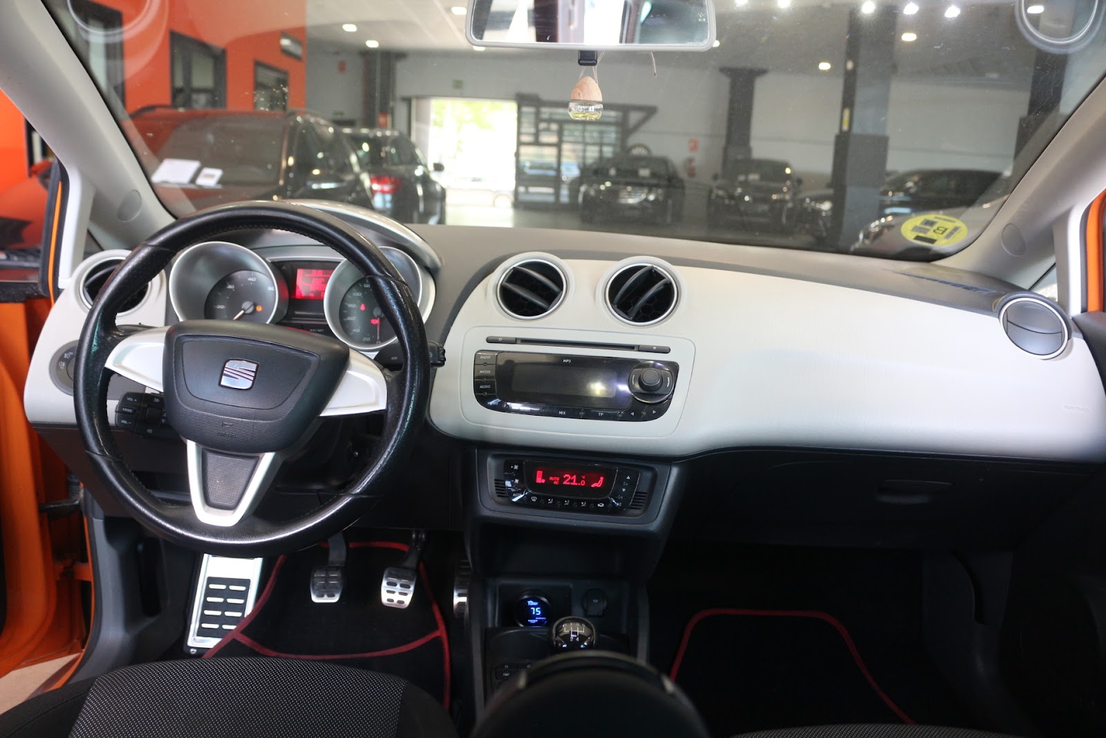 Foto 7 de SEAT IBIZA 2018 en venta en CSV Motor VALDEFUENTES