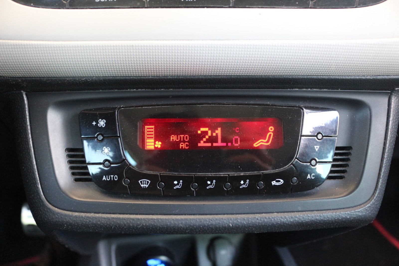 Foto 9 de SEAT IBIZA 2018 en venta en CSV Motor VALDEFUENTES