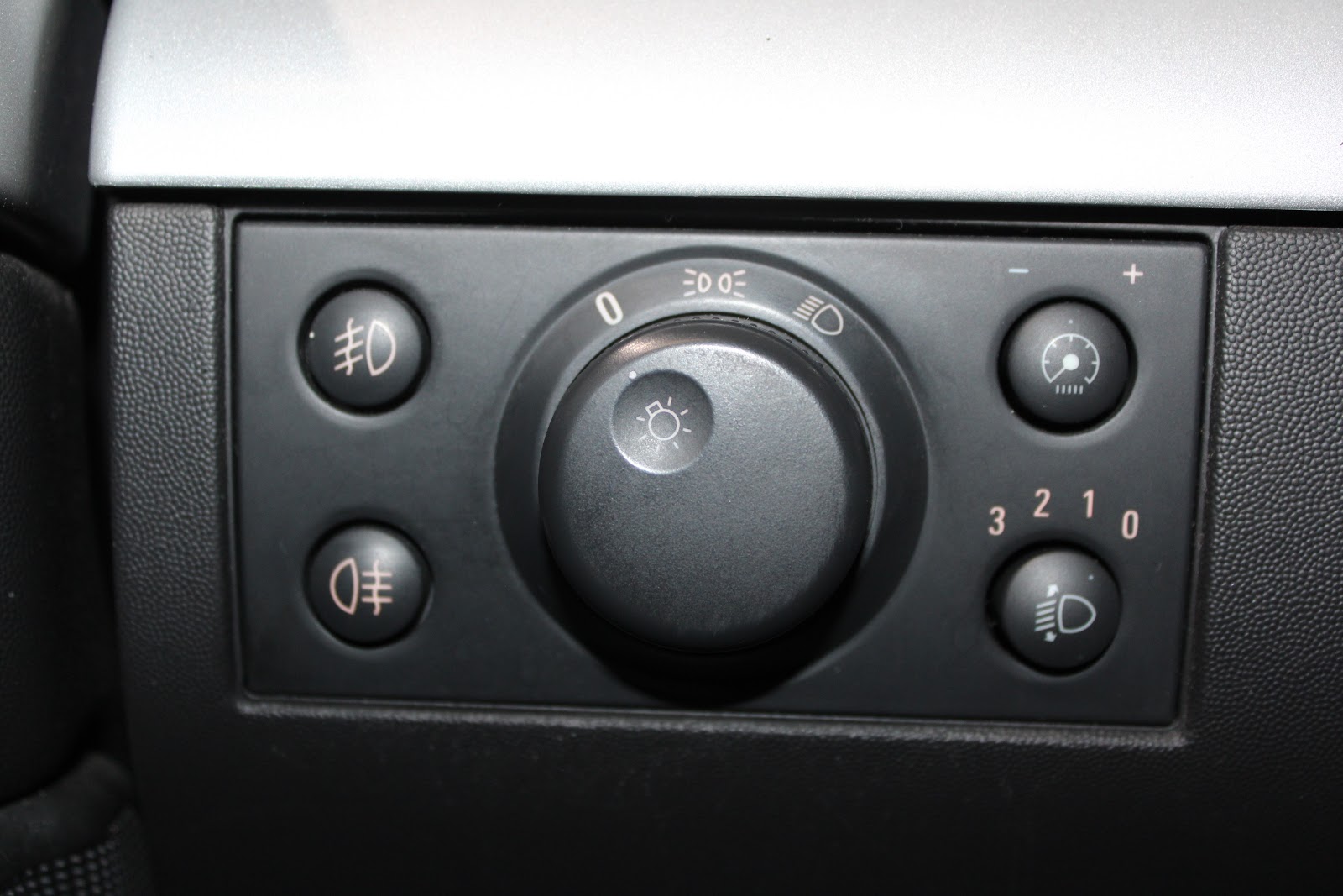 Foto 12 de OPEL VECTRA 2005 en venta en CSV Motor VALDEFUENTES