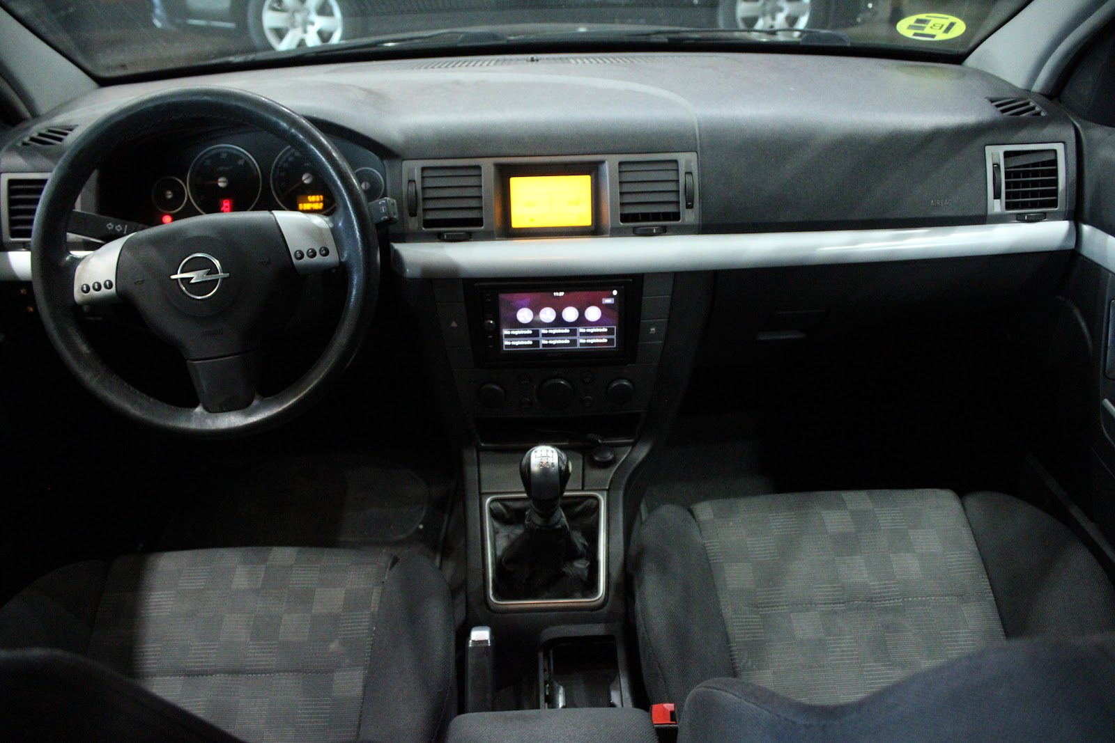 Foto 10 de OPEL VECTRA 2005 en venta en CSV Motor VALDEFUENTES