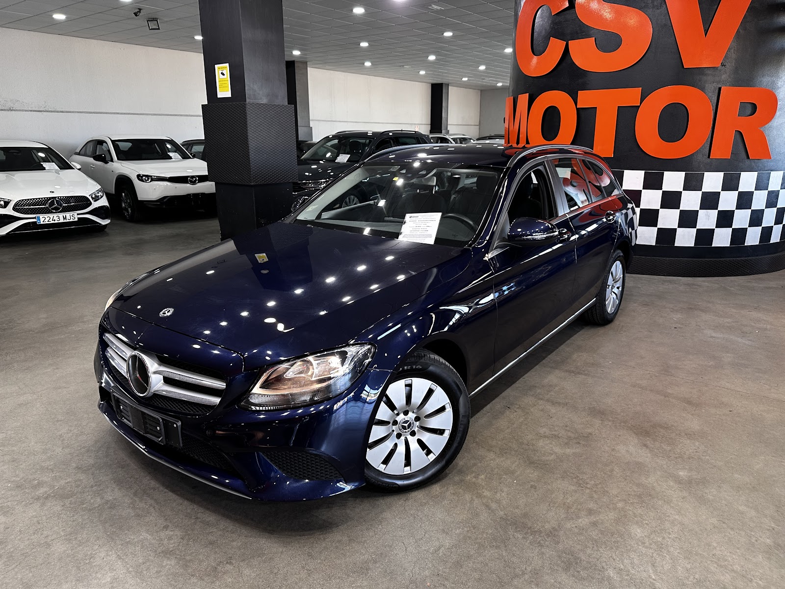 Foto 7 de Mercedes-Benz Clase C 2020 en venta en CSV Motor VALDEFUENTES · color Azul Metalizado