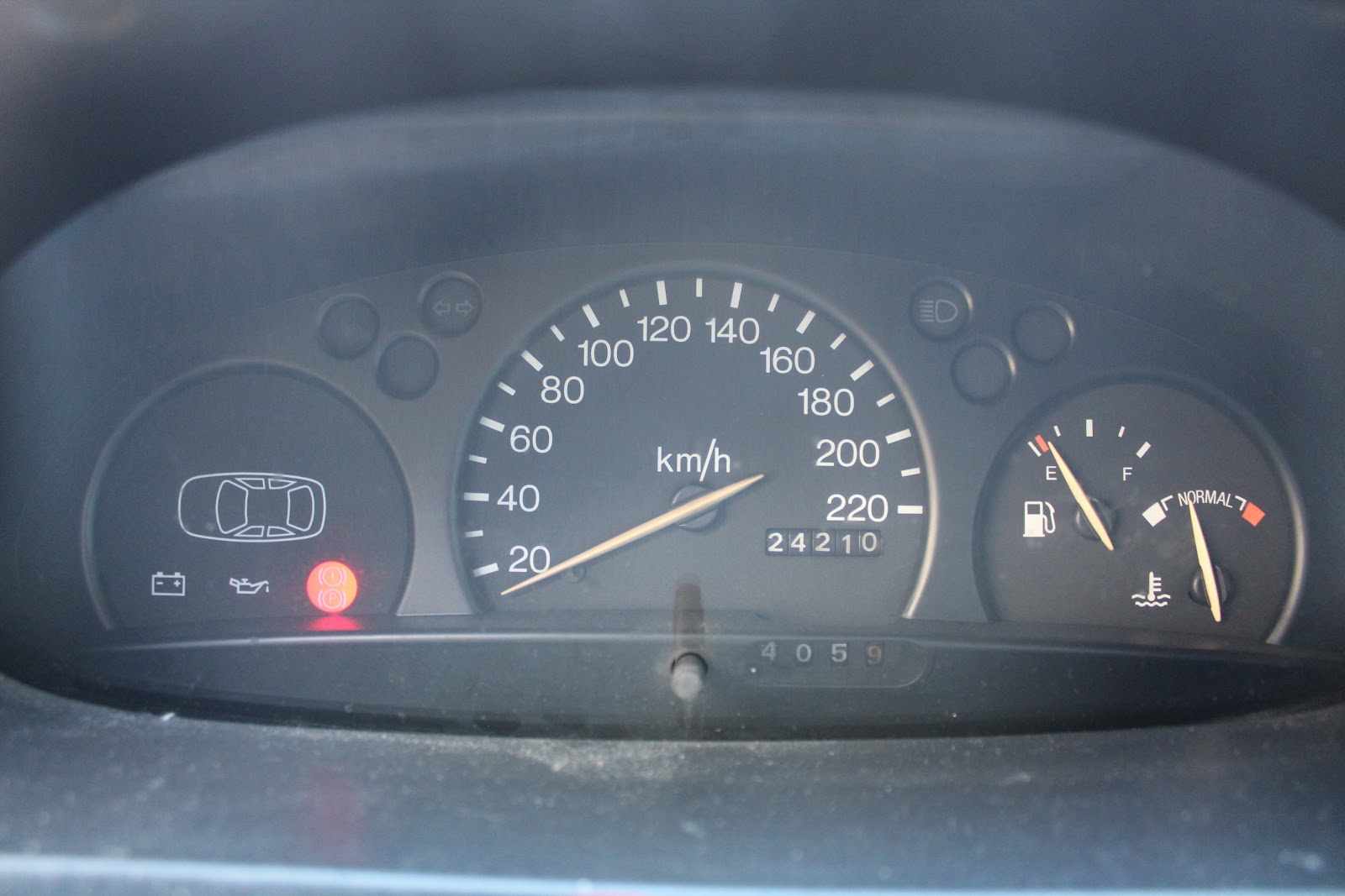Foto 13 de FORD FIESTA 1998 en venta en CSV Motor VALDEFUENTES