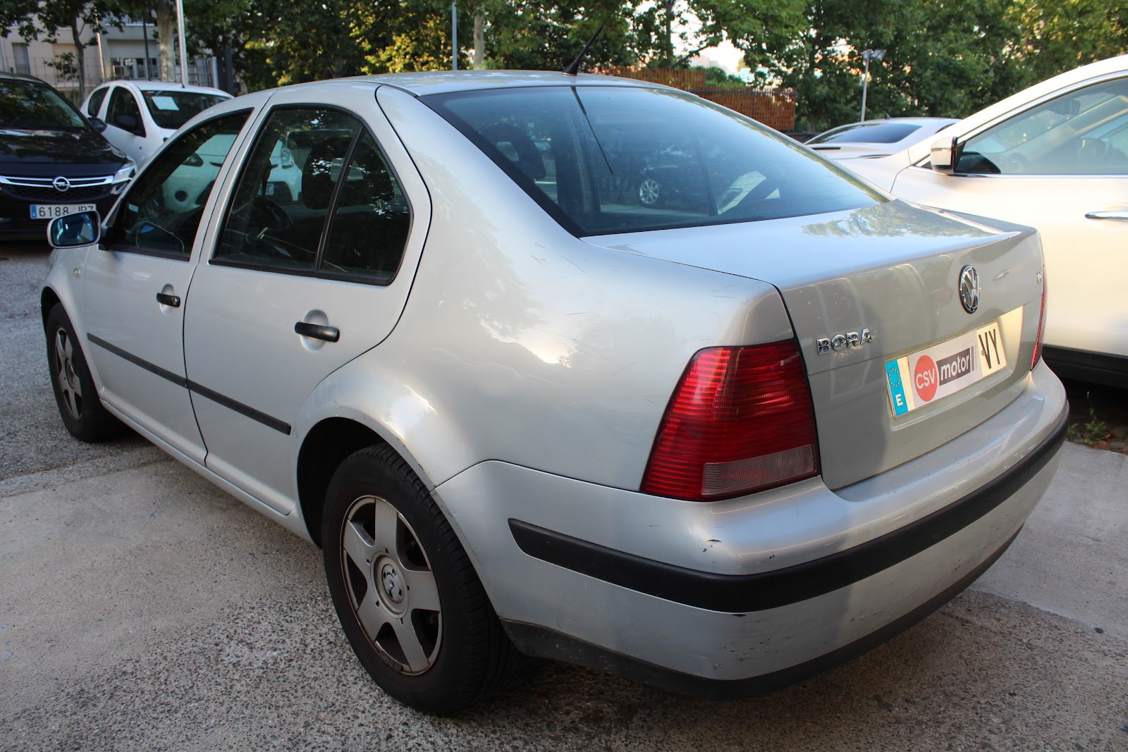 Foto 4 de VOLKSWAGEN BORA 1999 en venta en CSV Motor VALDEFUENTES