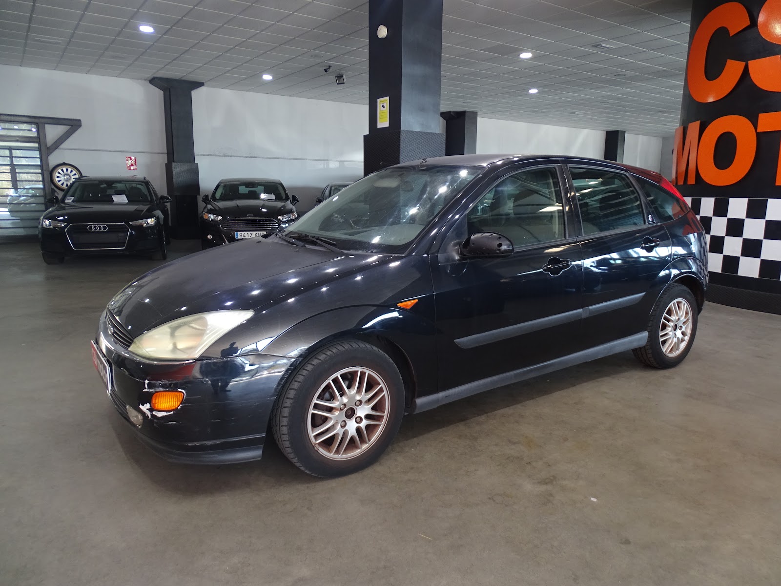 Foto 2 de FORD FOCUS 1999 en venta en CSV Motor
