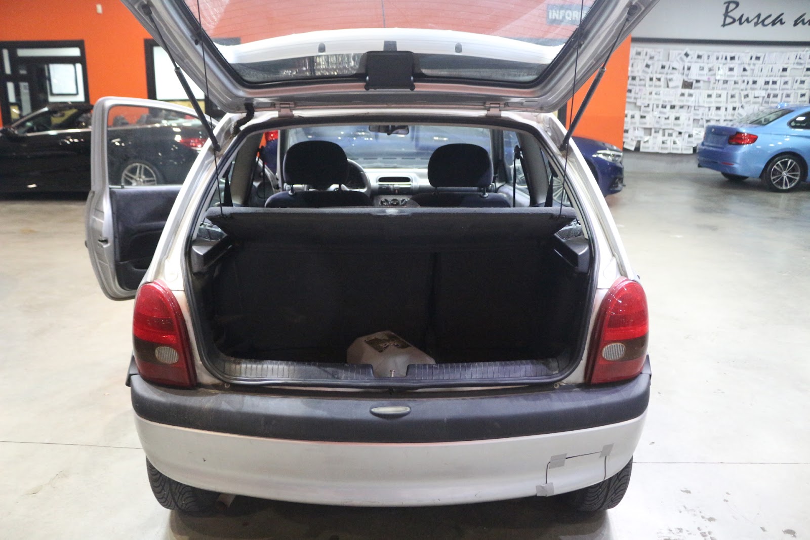 Foto 13 de OPEL CORSA 1988 en venta en CSV Motor VALDEFUENTES