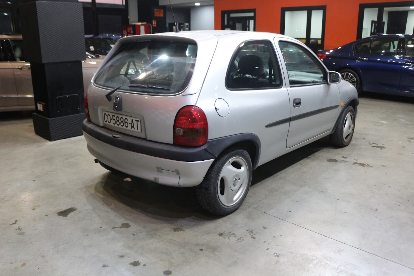 Foto 4 de OPEL CORSA 1988 en venta en CSV Motor VALDEFUENTES