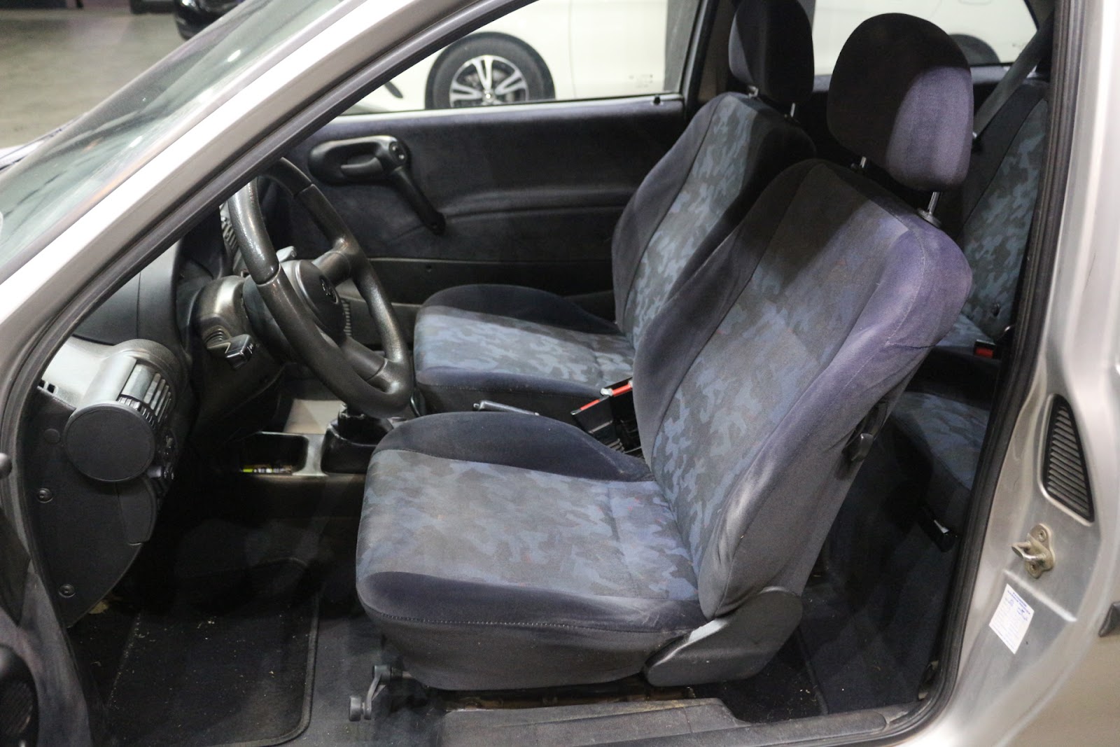 Foto 6 de OPEL CORSA 1988 en venta en CSV Motor VALDEFUENTES