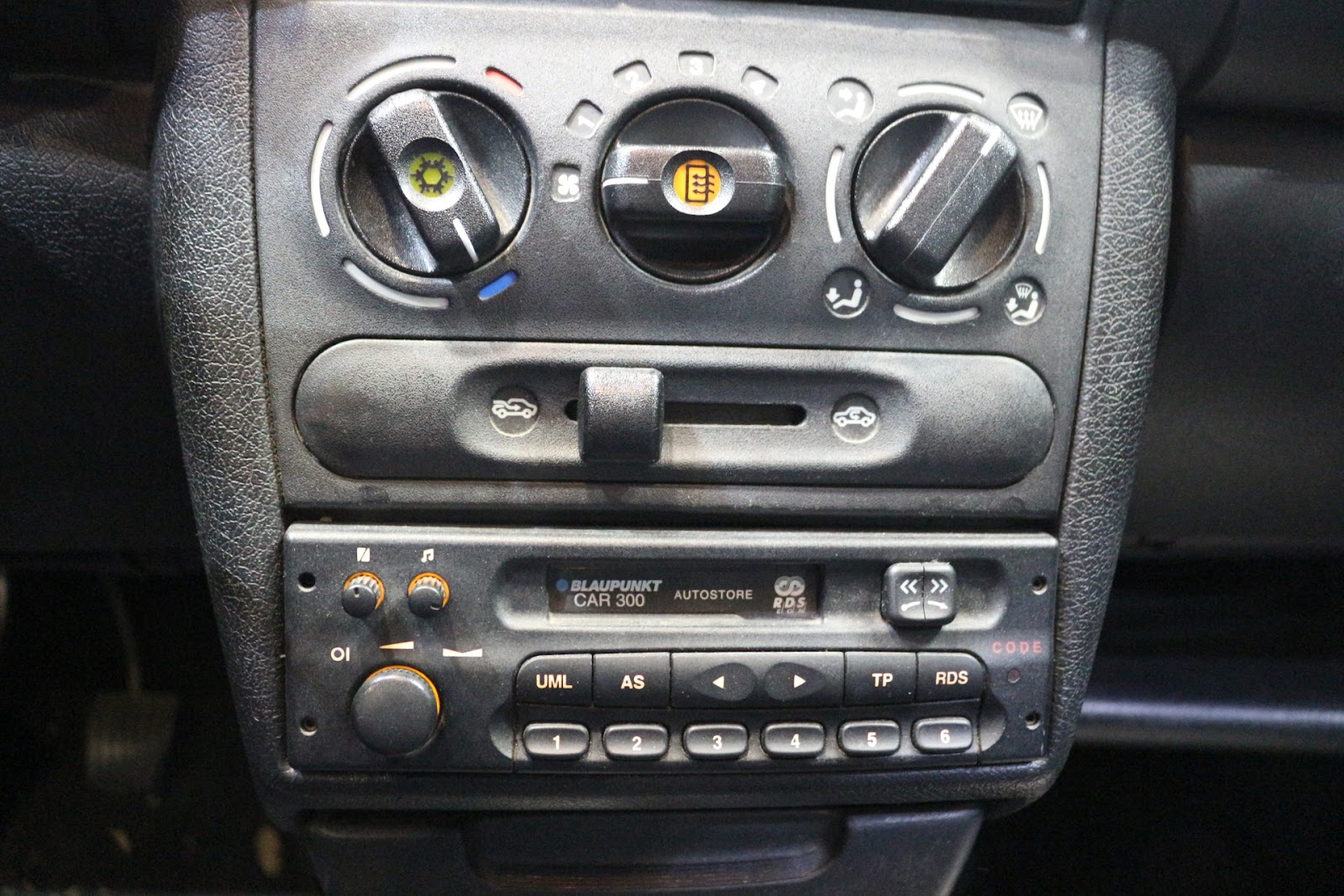 Foto 9 de OPEL CORSA 1988 en venta en CSV Motor VALDEFUENTES