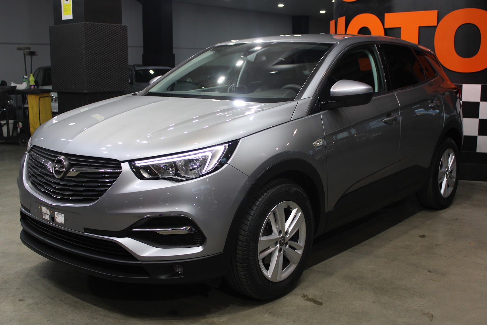 Foto 2 de OPEL GRANDLAND 2019 en venta en CSV Motor VALDEFUENTES