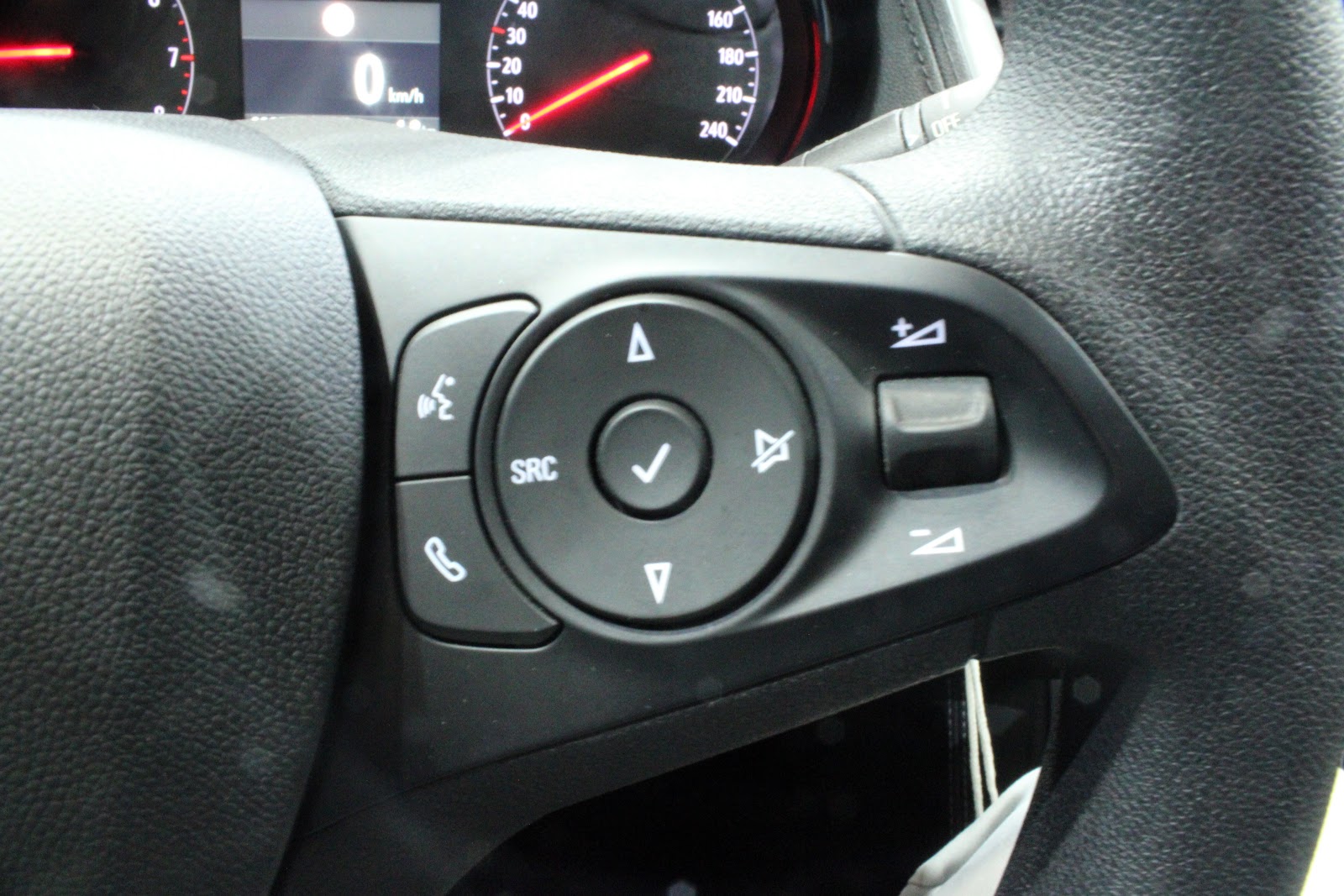 Foto 14 de OPEL GRANDLAND 2019 en venta en CSV Motor VALDEFUENTES