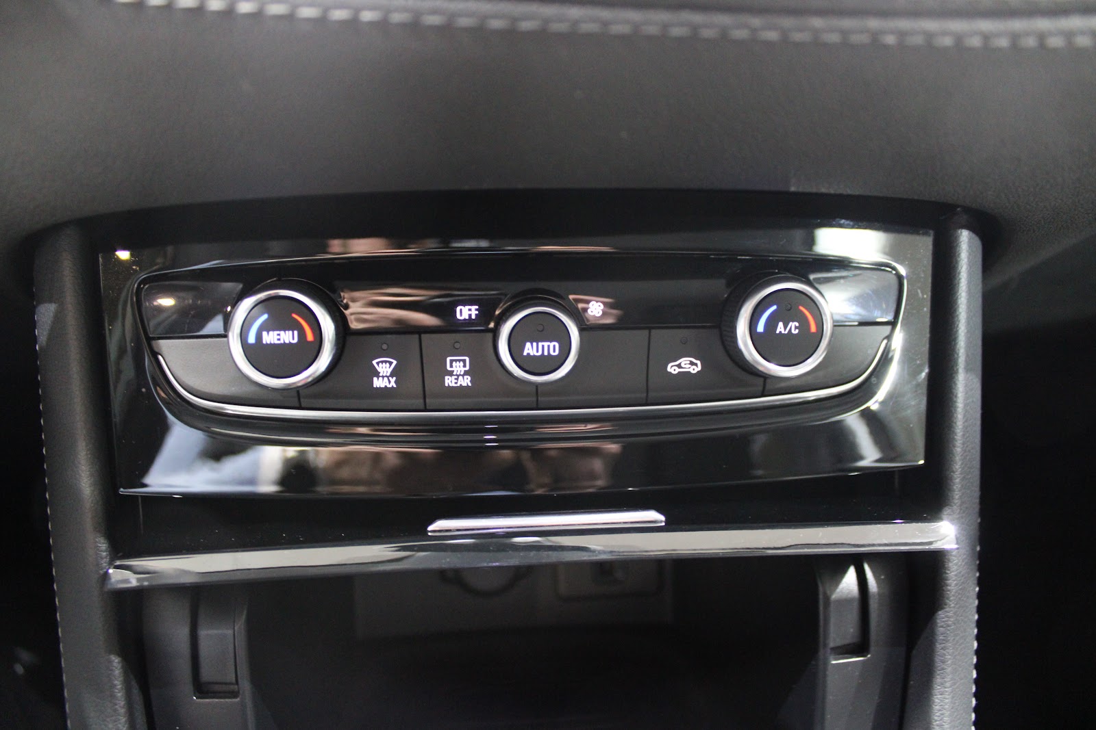 Foto 9 de OPEL GRANDLAND 2019 en venta en CSV Motor VALDEFUENTES