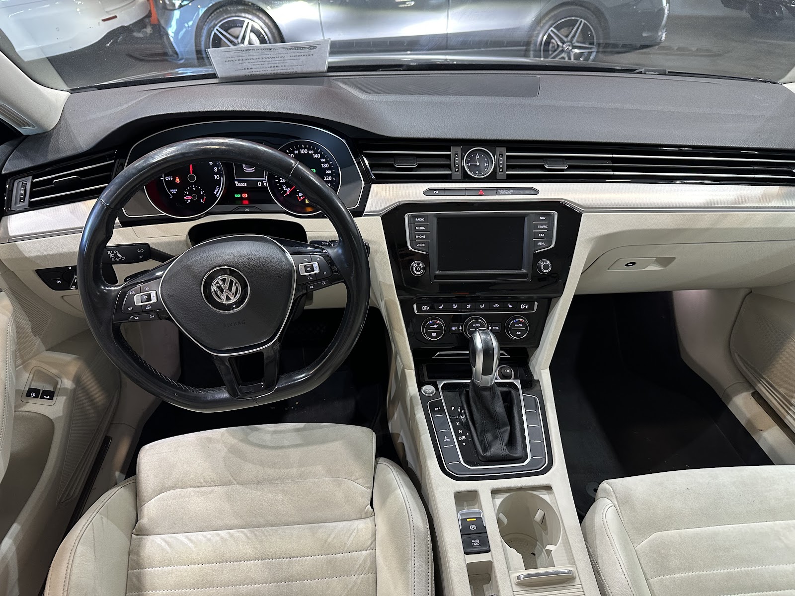 Foto 11 de VOLKSWAGEN PASSAT 2017 en venta en CSV Motor VALDEFUENTES