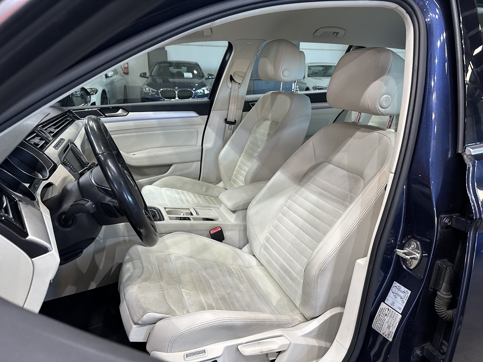 Foto 9 de VOLKSWAGEN PASSAT 2017 en venta en CSV Motor VALDEFUENTES