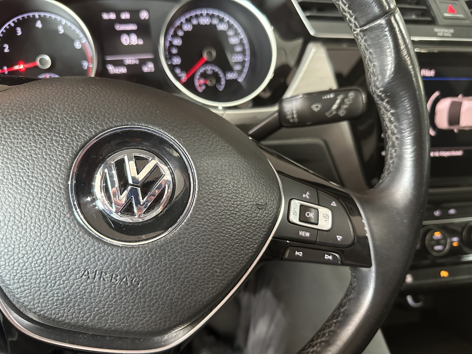 Foto 17 de VOLKSWAGEN TOURAN 2019 en venta en CSV Motor VALDEFUENTES