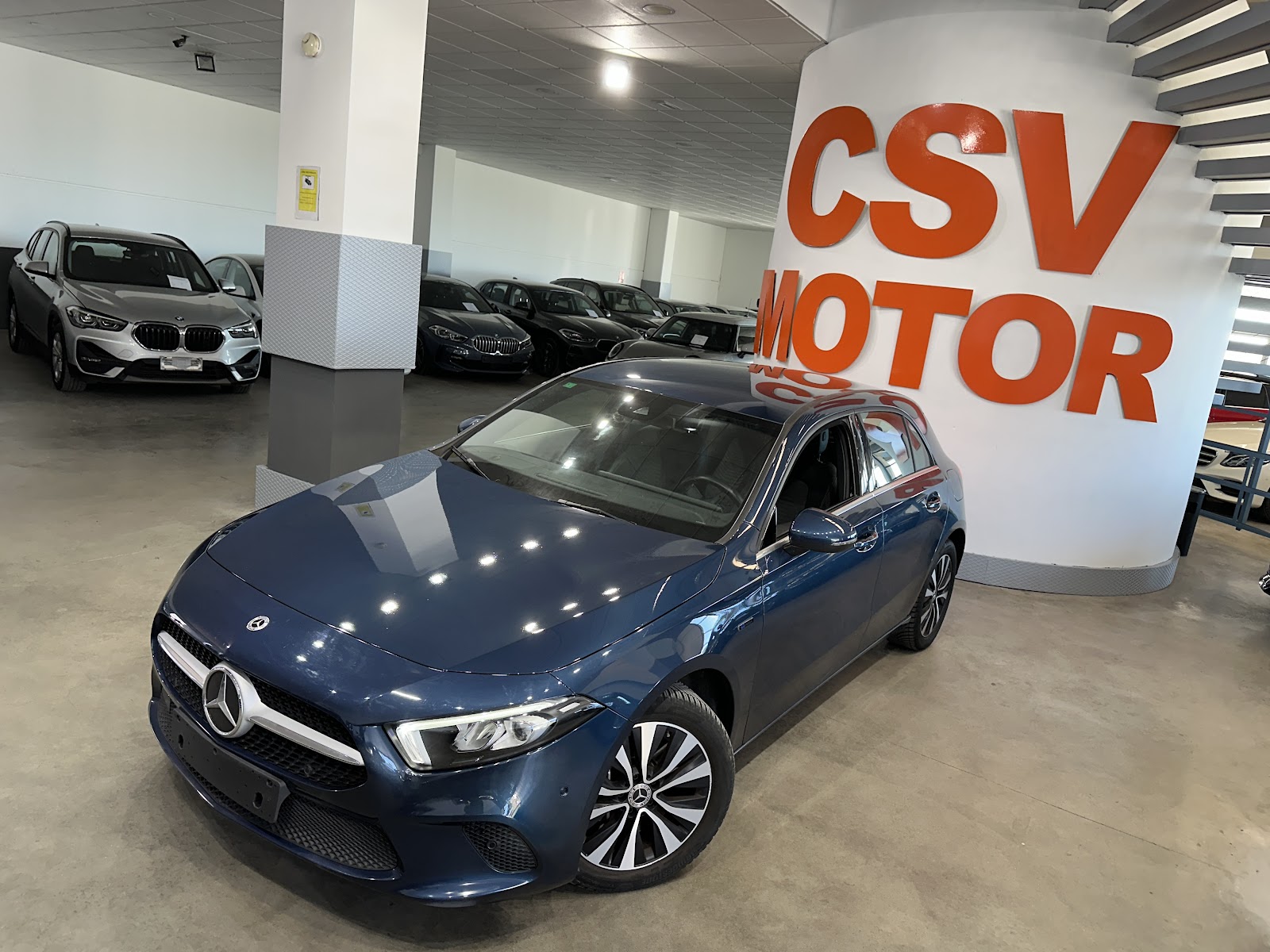 Foto 5 de Mercedes-Benz Clase A 2021 en venta en CSV Motor MURCIA · color Azul Metalizado