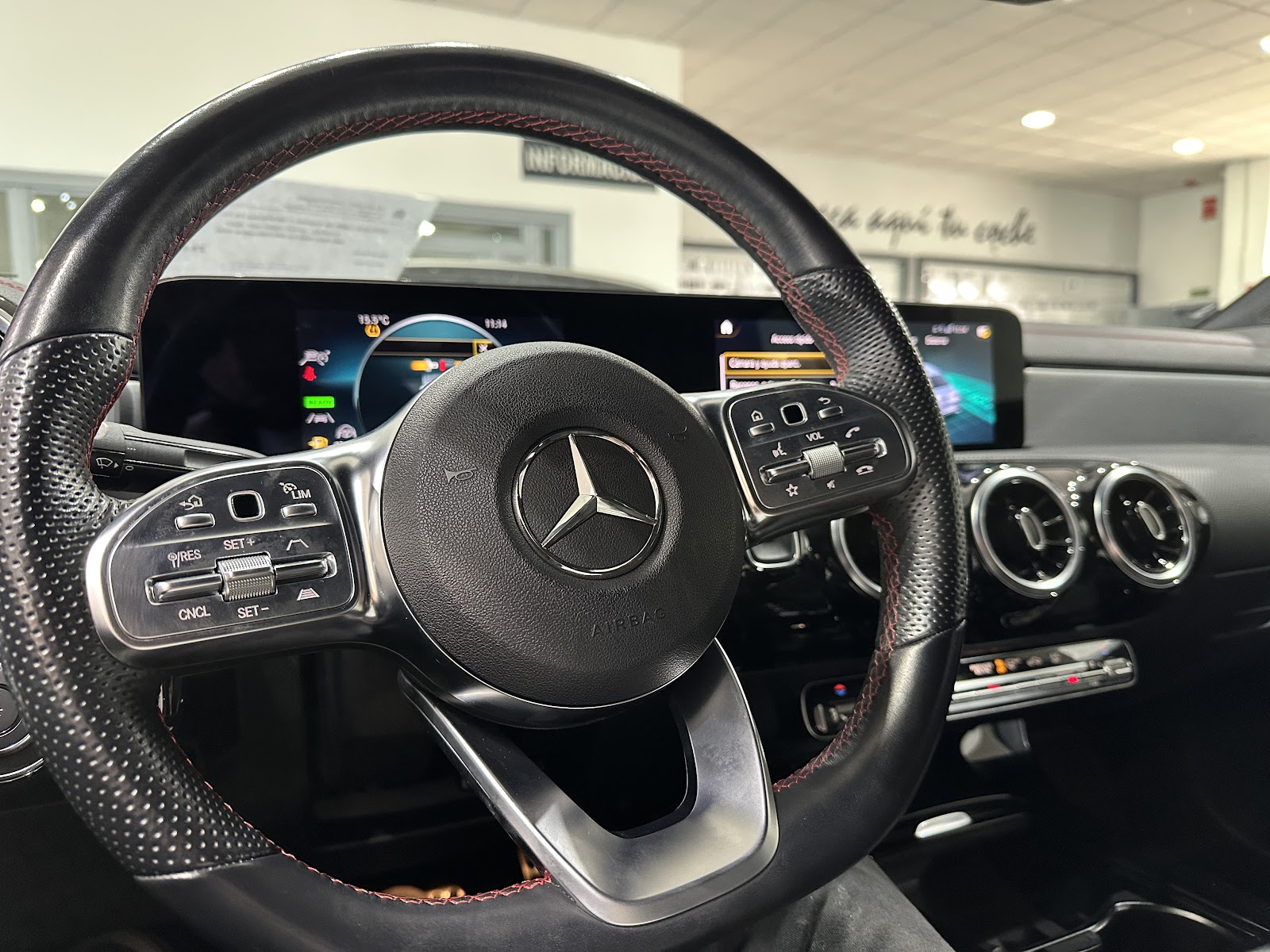Foto 11 de MERCEDES CLASE CLA 2021 en venta en CSV Motor VALDEFUENTES