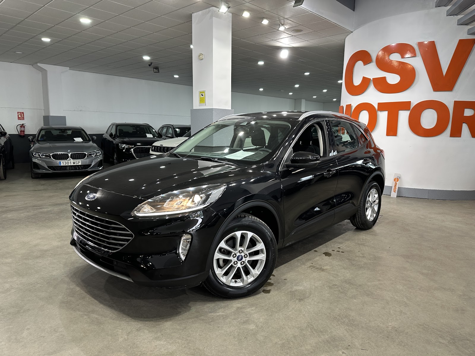 Foto 2 de FORD KUGA 2021 en venta en CSV Motor VALDEFUENTES