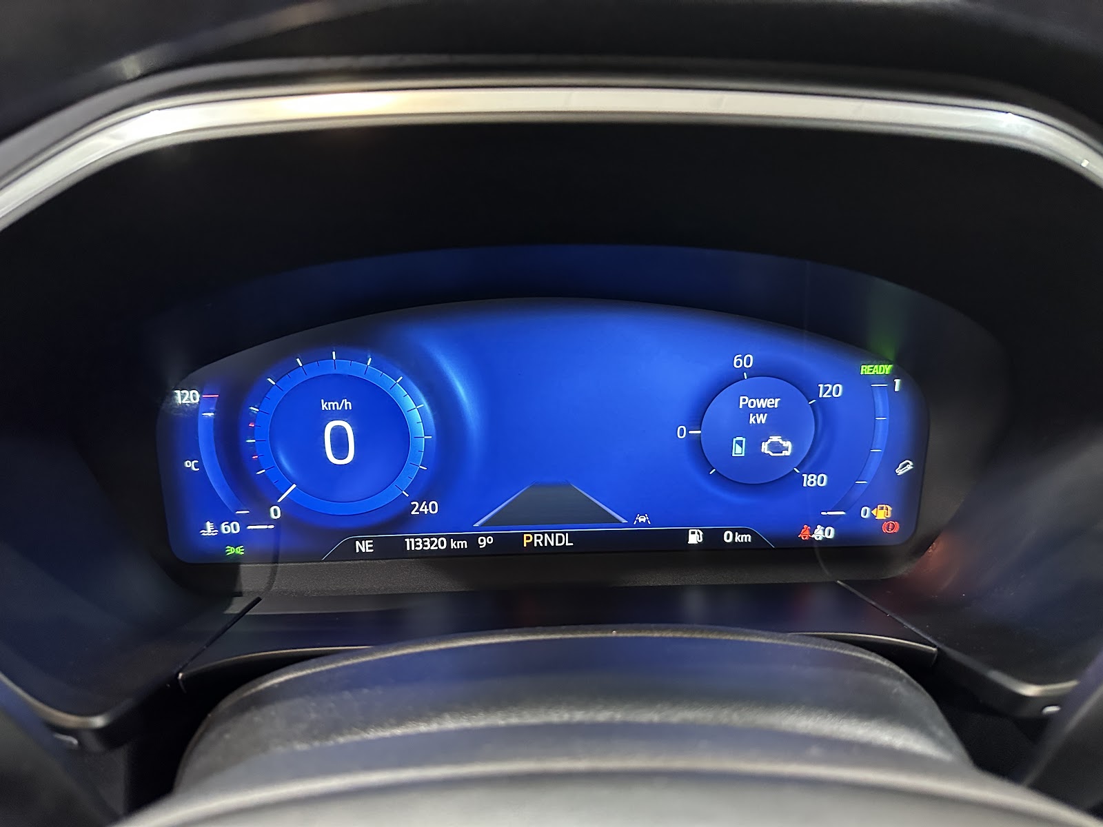 Foto 13 de FORD KUGA 2021 en venta en CSV Motor VALDEFUENTES