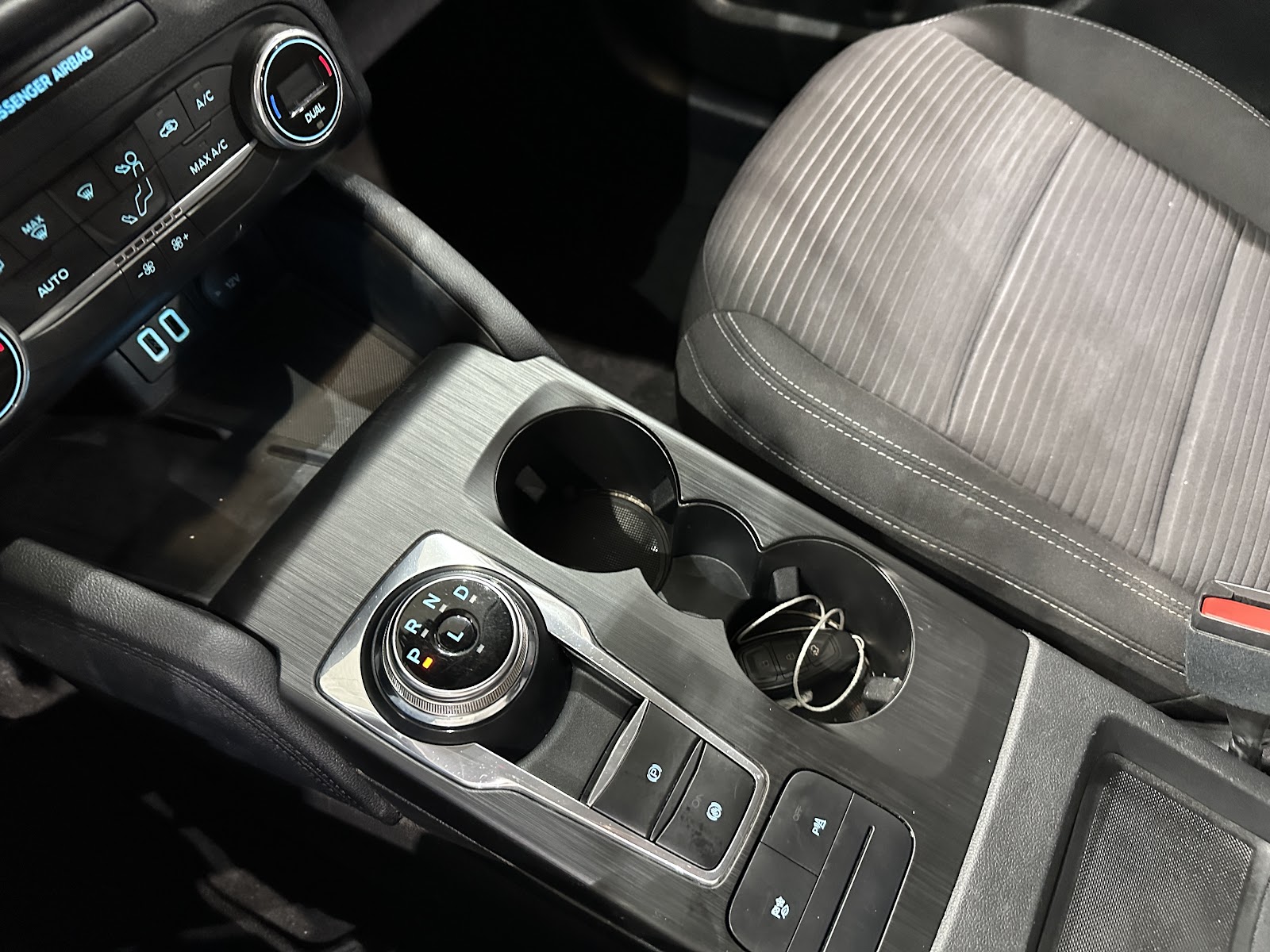 Foto 14 de FORD KUGA 2021 en venta en CSV Motor VALDEFUENTES