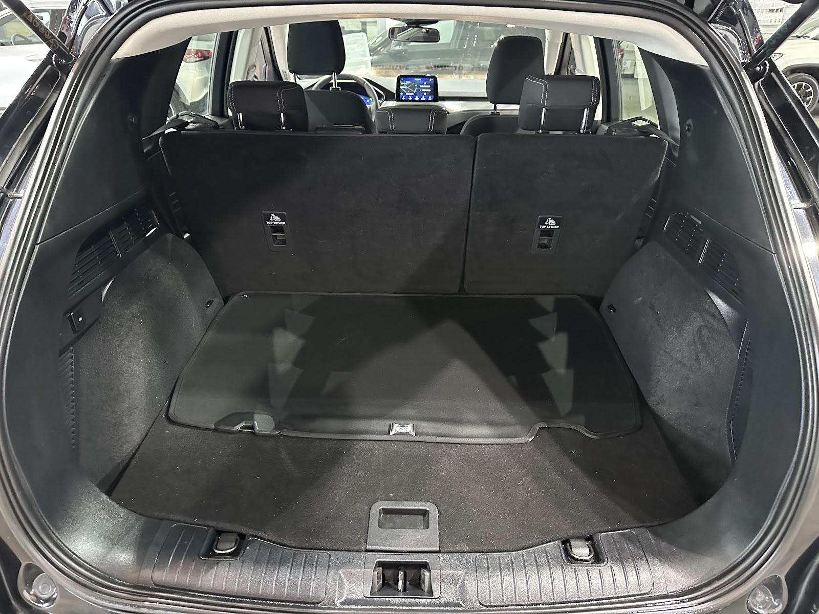 Foto 8 de FORD KUGA 2021 en venta en CSV Motor VALDEFUENTES