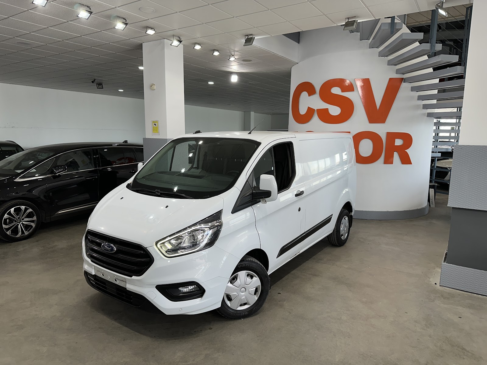 Foto 11 de Ford Transit 2021 en venta en CSV Motor VALDEFUENTES · color Blanco