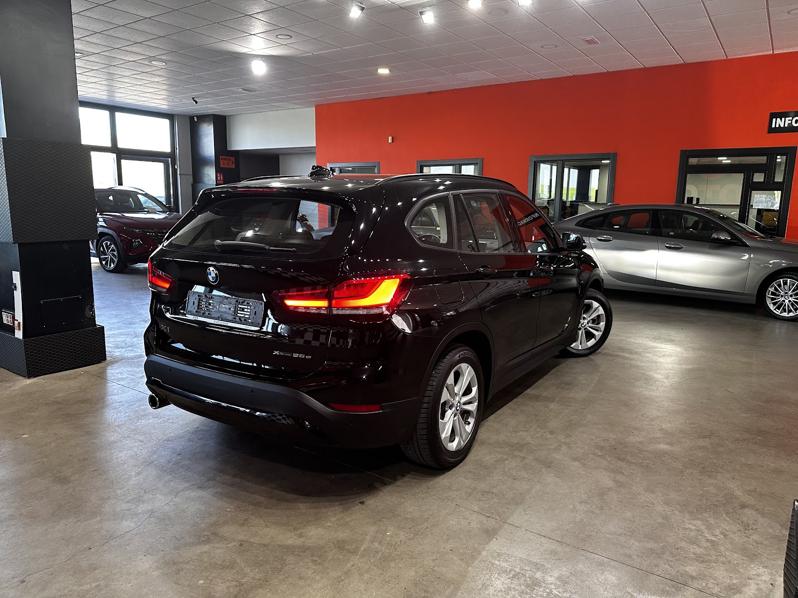 Foto 6 de BMW X1 2020 en venta en CSV Motor VALDEFUENTES