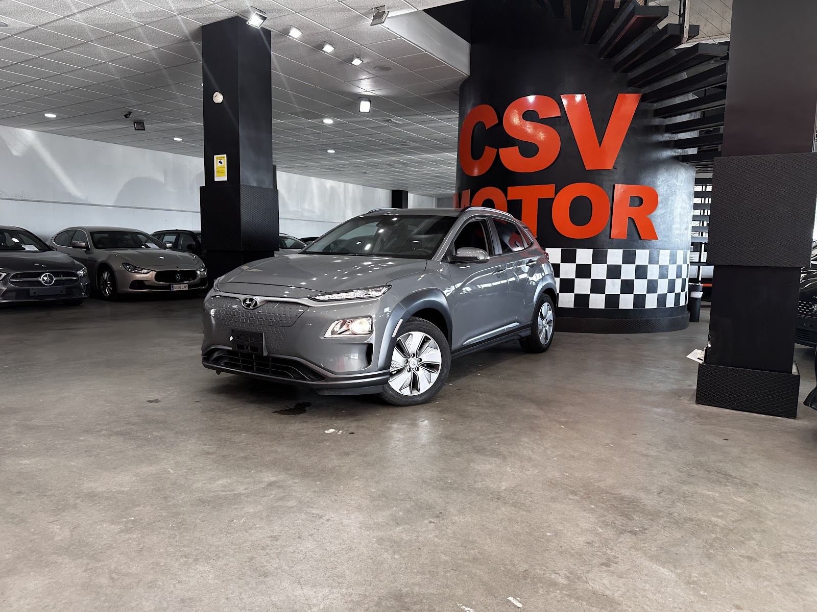 Foto 2 de HYUNDAI KONA 2020 en venta en CSV Motor VALDEFUENTES