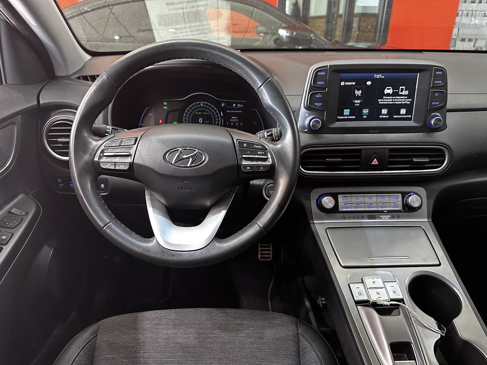 Foto 13 de HYUNDAI KONA 2020 en venta en CSV Motor VALDEFUENTES
