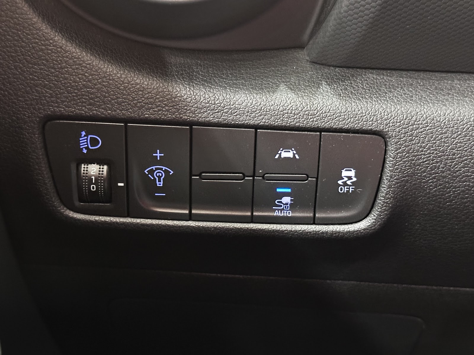 Foto 17 de HYUNDAI KONA 2020 en venta en CSV Motor VALDEFUENTES
